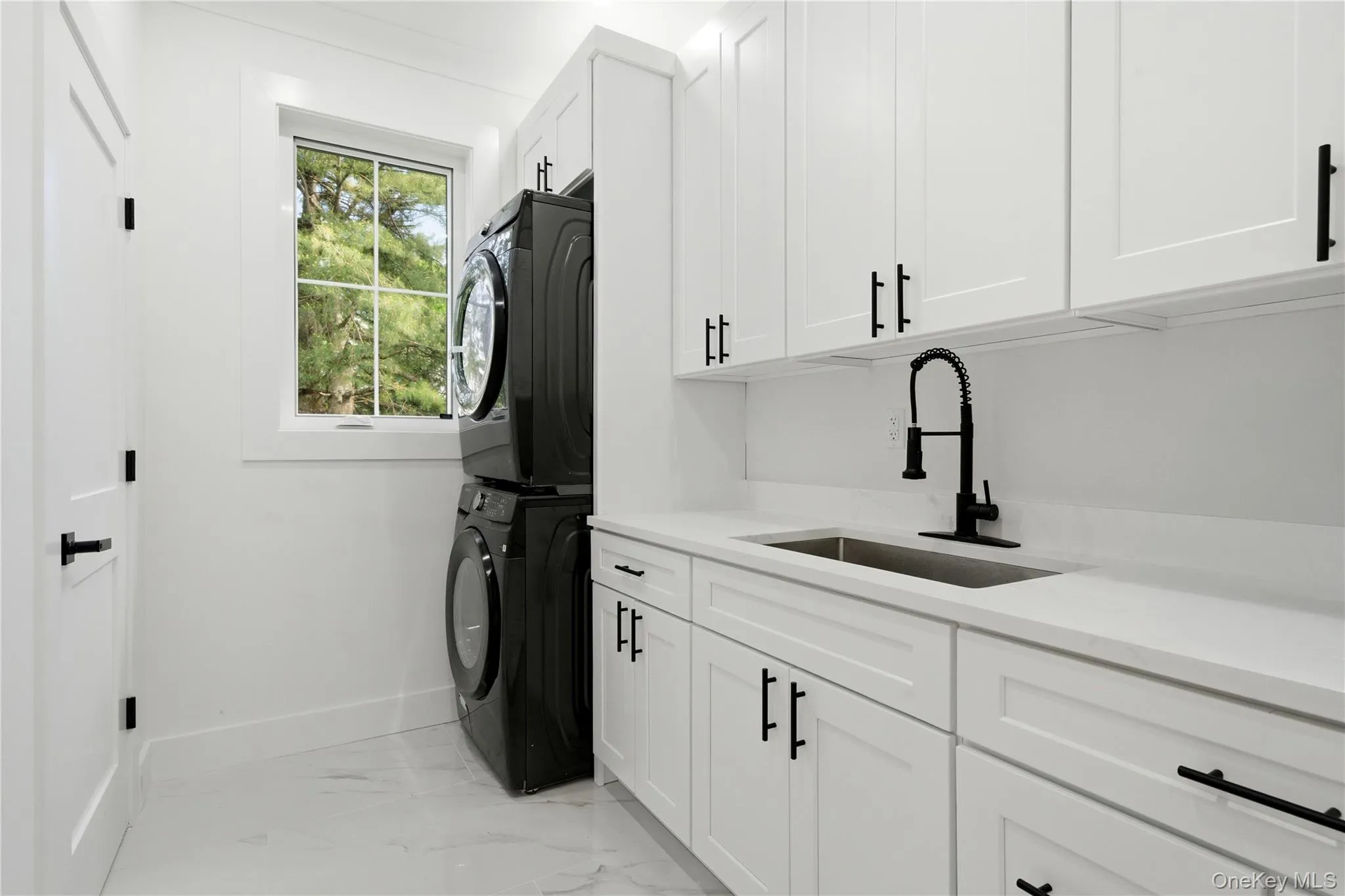 1130 Carlls Straight Path, Huntington, NY, 5 Bedrooms Bedrooms, 11 Rooms Rooms,6 BathroomsBathrooms,Residential,For Rent,Carlls Straight,0,1007159 1130 Carlls Straight Path, Huntington, NY, 5 Bedrooms Bedrooms, 11 Rooms Rooms,6 BathroomsBathrooms,Residential,For Rent,Carlls Straight,0,1007159