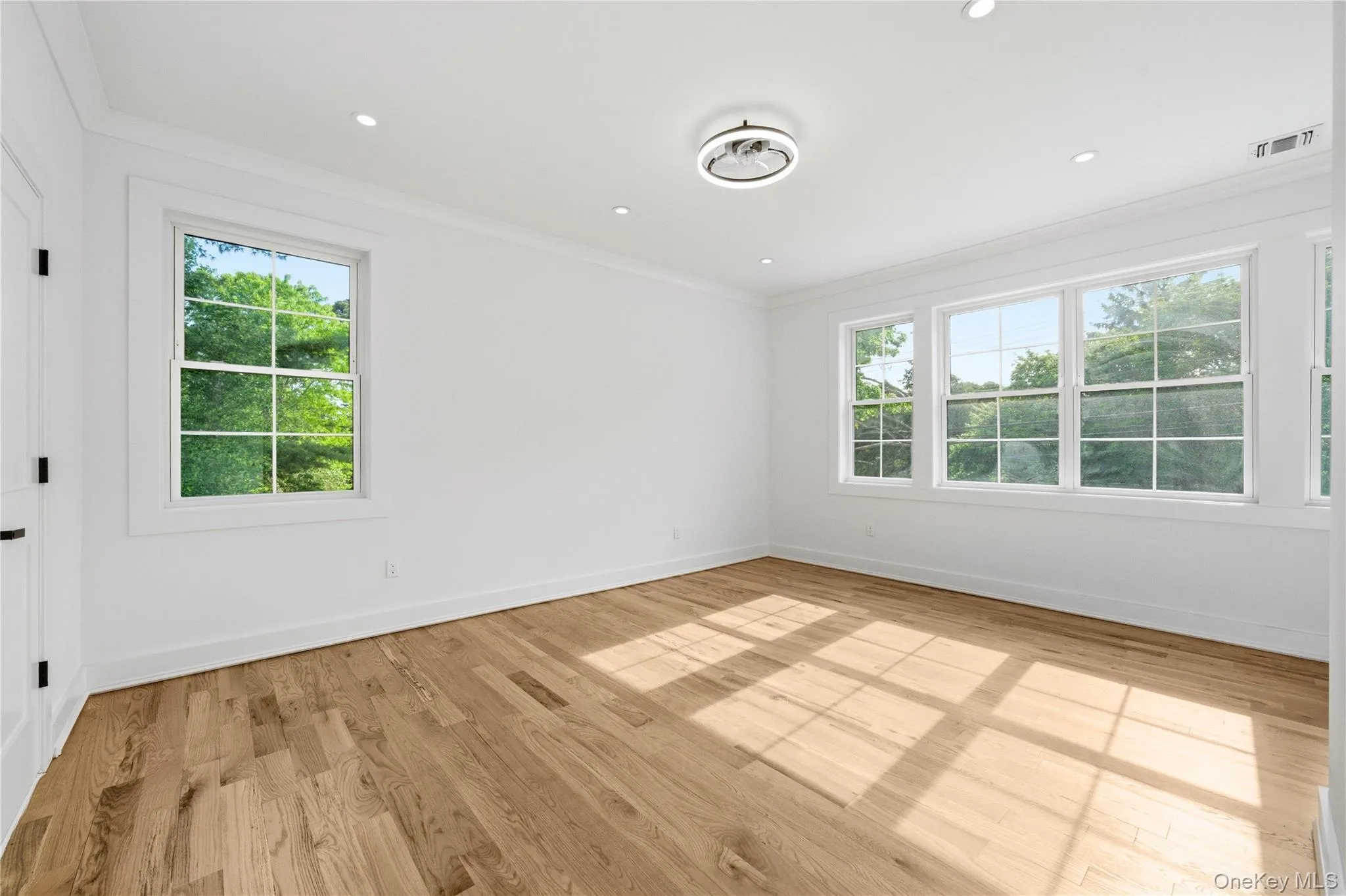 1130 Carlls Straight Path, Huntington, NY, 5 Bedrooms Bedrooms, 11 Rooms Rooms,6 BathroomsBathrooms,Residential,For Rent,Carlls Straight,0,1007159 1130 Carlls Straight Path, Huntington, NY, 5 Bedrooms Bedrooms, 11 Rooms Rooms,6 BathroomsBathrooms,Residential,For Rent,Carlls Straight,0,1007159