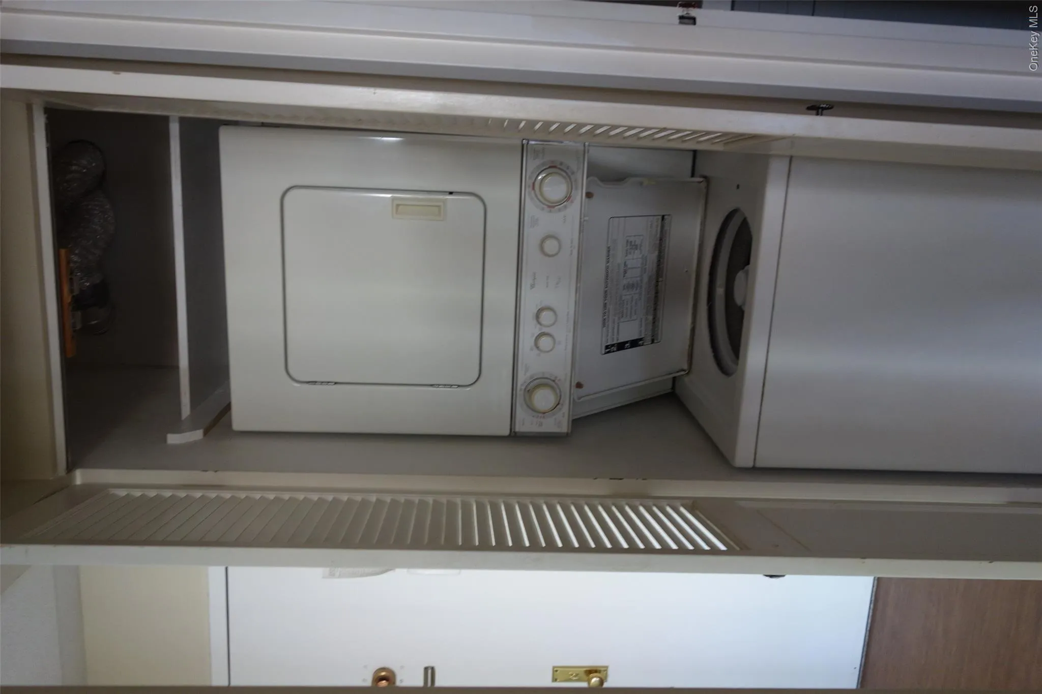 23-22 30th Road, New York, NY, 2 Bedrooms Bedrooms, 5 Rooms Rooms,2 BathroomsBathrooms,Residential Lease,For Rent,30th,0,1007161 23-22 30th Road, New York, NY, 2 Bedrooms Bedrooms, 5 Rooms Rooms,2 BathroomsBathrooms,Residential Lease,For Rent,30th,0,1007161