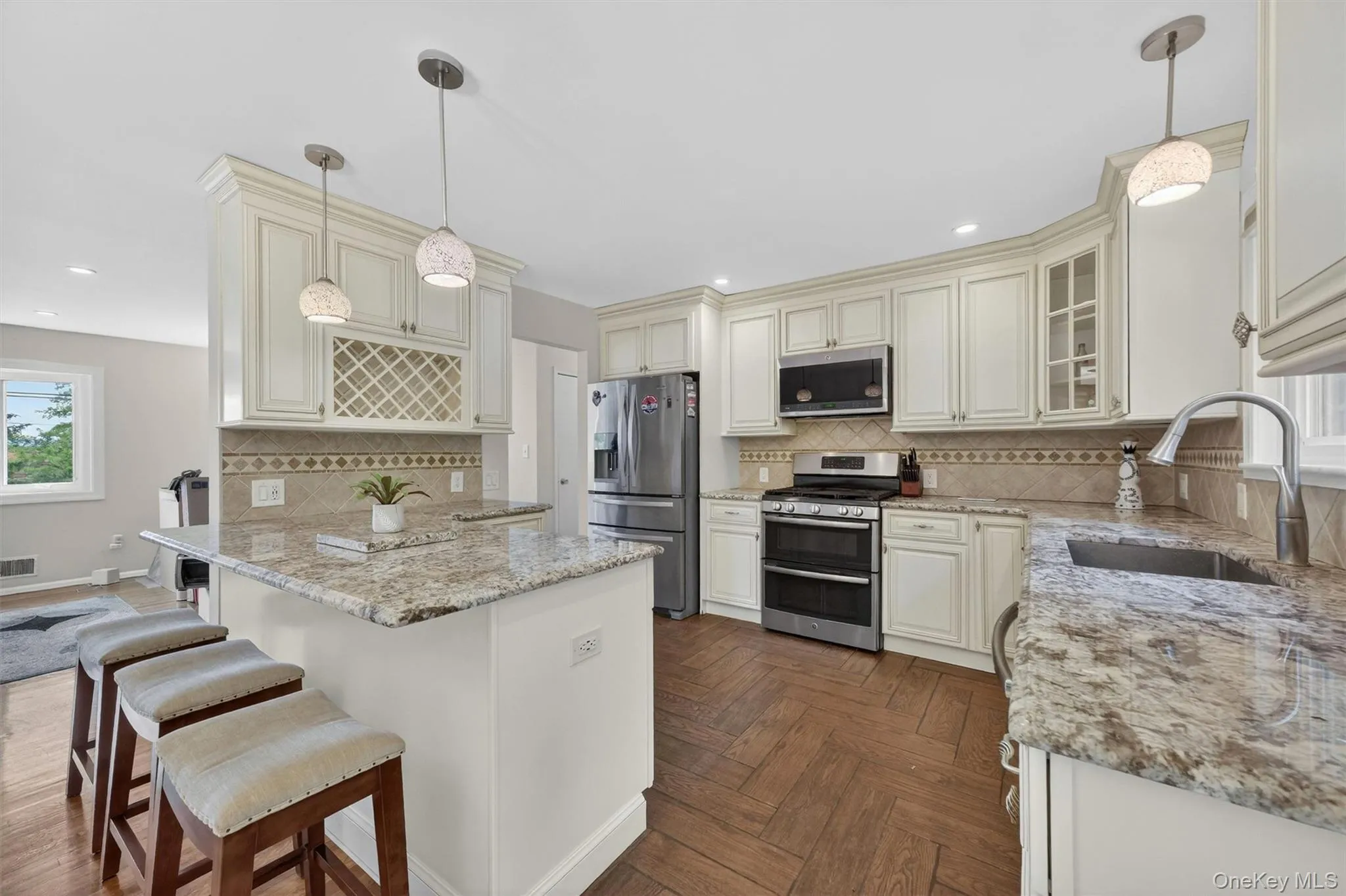 37 Surrey Road, Chester Town, NY, 4 Bedrooms Bedrooms, 8 Rooms Rooms,2 BathroomsBathrooms,Residential,For Rent,Surrey,0,1007164 37 Surrey Road, Chester Town, NY, 4 Bedrooms Bedrooms, 8 Rooms Rooms,2 BathroomsBathrooms,Residential,For Rent,Surrey,0,1007164