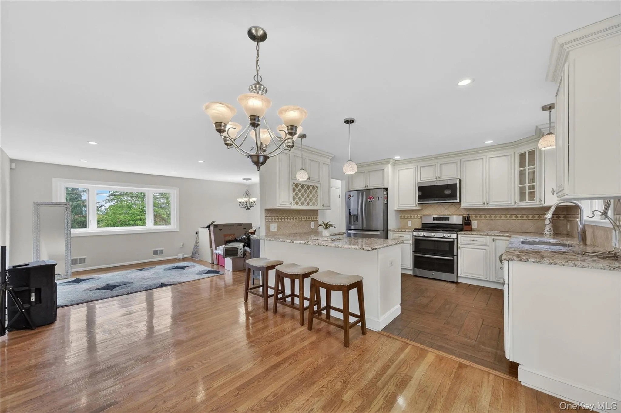 37 Surrey Road, Chester Town, NY, 4 Bedrooms Bedrooms, 8 Rooms Rooms,2 BathroomsBathrooms,Residential,For Rent,Surrey,0,1007164 37 Surrey Road, Chester Town, NY, 4 Bedrooms Bedrooms, 8 Rooms Rooms,2 BathroomsBathrooms,Residential,For Rent,Surrey,0,1007164