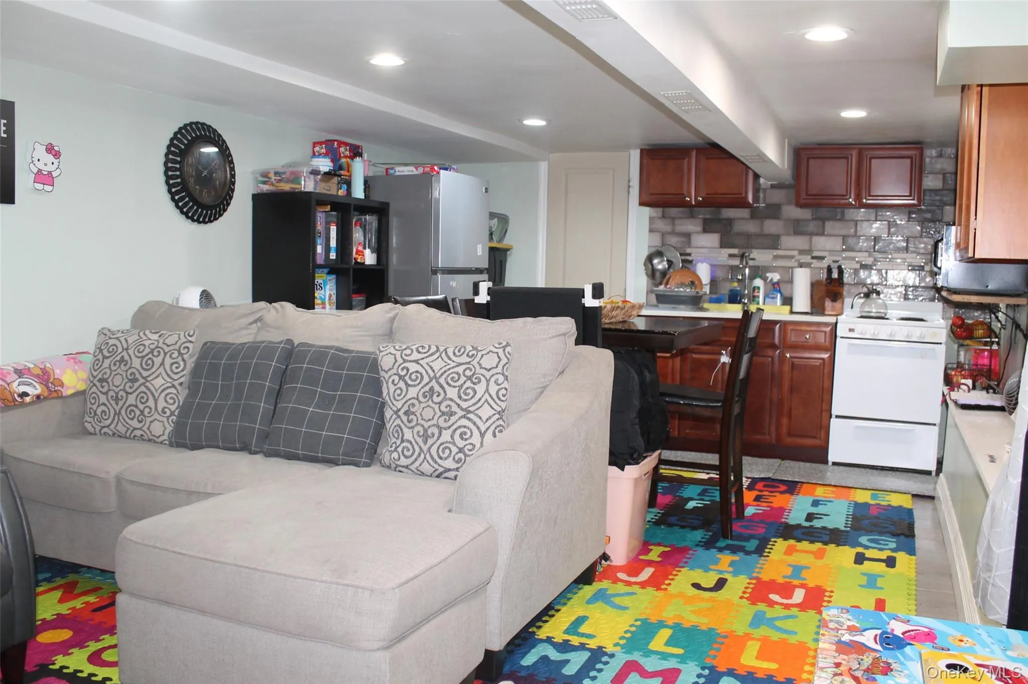 144-32 158th Street, New York, NY, 3 Bedrooms Bedrooms, 6 Rooms Rooms,2 BathroomsBathrooms,Residential,For Rent,158th,0,1007170 144-32 158th Street, New York, NY, 3 Bedrooms Bedrooms, 6 Rooms Rooms,2 BathroomsBathrooms,Residential,For Rent,158th,0,1007170