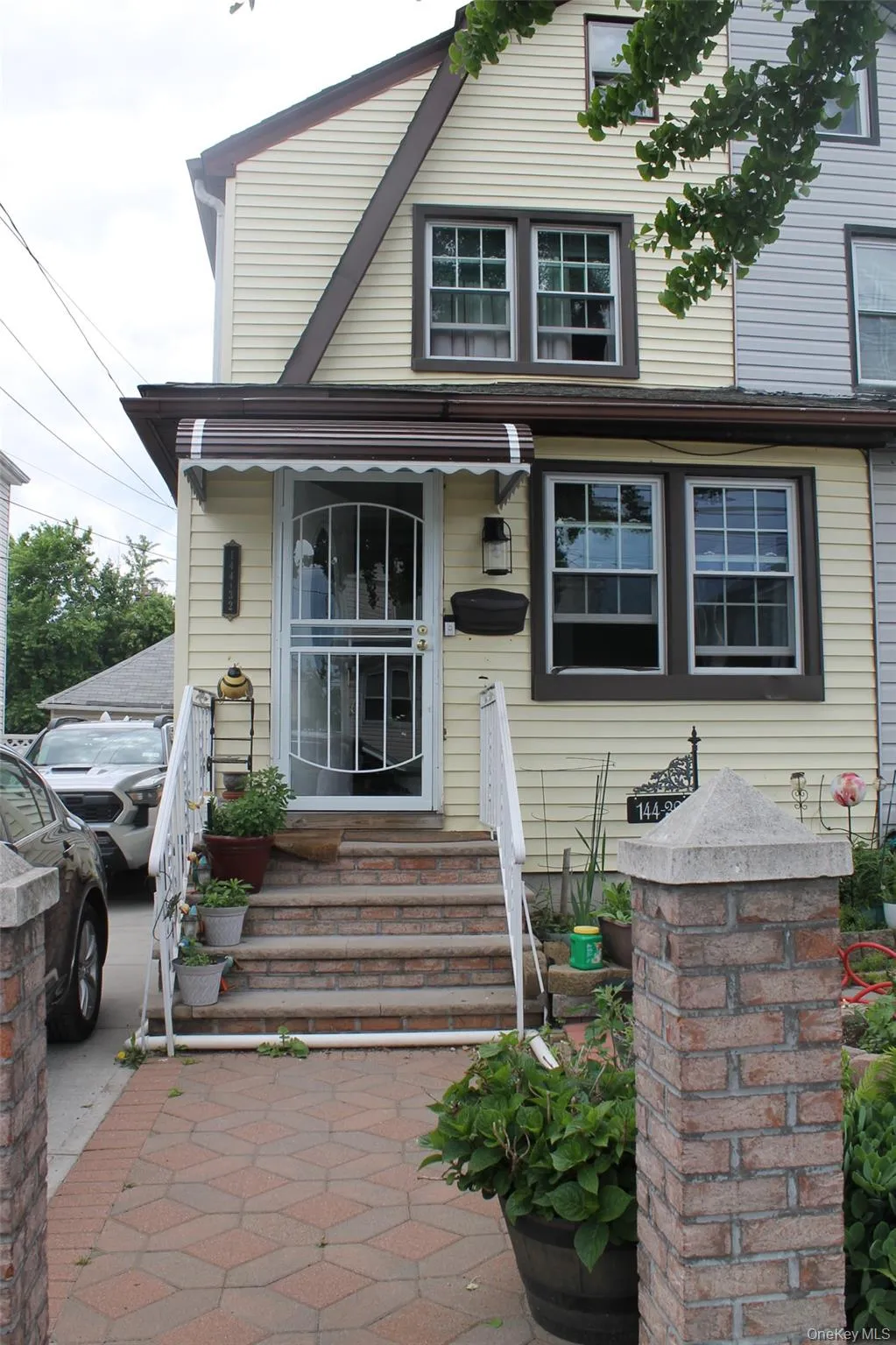 144-32 158th Street, New York, NY, 3 Bedrooms Bedrooms, 6 Rooms Rooms,2 BathroomsBathrooms,Residential,For Rent,158th,0,1007170 144-32 158th Street, New York, NY, 3 Bedrooms Bedrooms, 6 Rooms Rooms,2 BathroomsBathrooms,Residential,For Rent,158th,0,1007170
