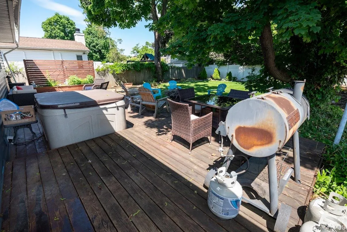 23 Martin Road, Oyster Bay, NY, 3 Bedrooms Bedrooms, 6 Rooms Rooms,1 BathroomBathrooms,Residential,For Rent,Martin,0,1007172 23 Martin Road, Oyster Bay, NY, 3 Bedrooms Bedrooms, 6 Rooms Rooms,1 BathroomBathrooms,Residential,For Rent,Martin,0,1007172