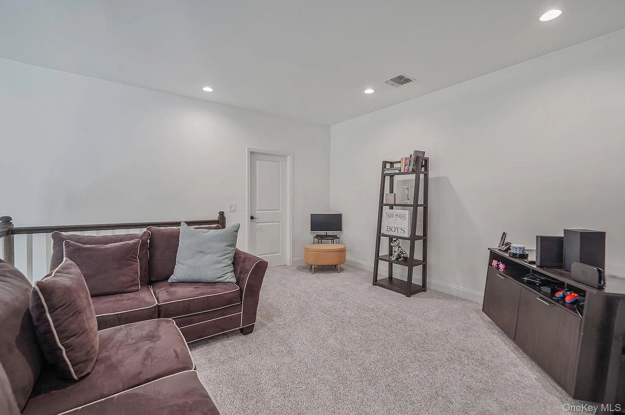 366 Wavell Avenue, Brookhaven, NY, 3 Bedrooms Bedrooms, 8 Rooms Rooms,2 BathroomsBathrooms,Residential,For Rent,Wavell,0,1007173 366 Wavell Avenue, Brookhaven, NY, 3 Bedrooms Bedrooms, 8 Rooms Rooms,2 BathroomsBathrooms,Residential,For Rent,Wavell,0,1007173