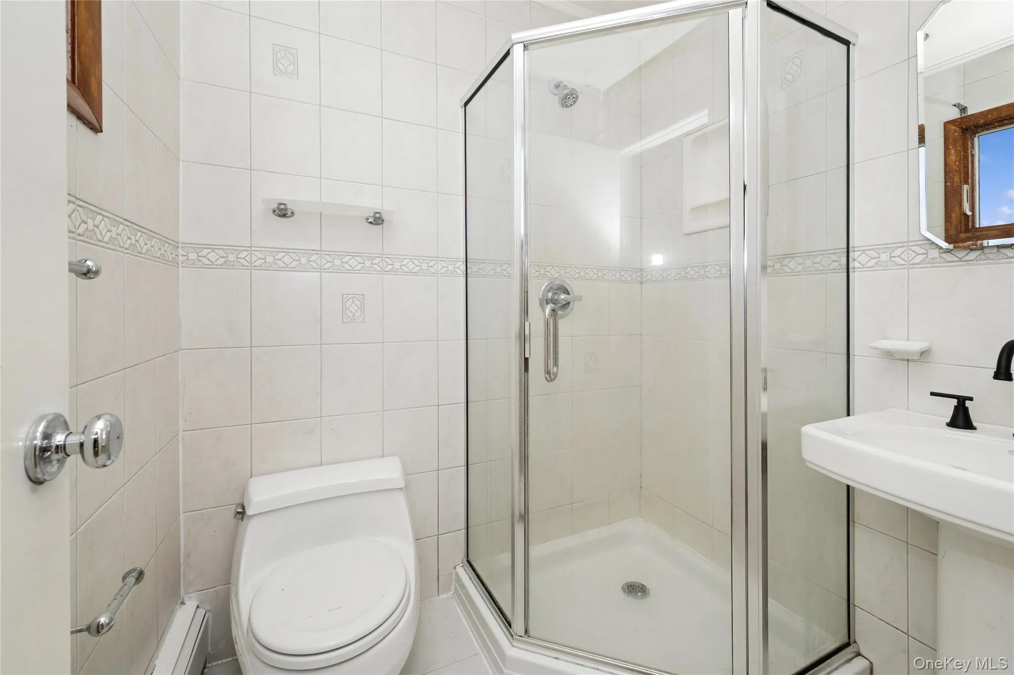 2625 Riverside Drive, Hempstead, NY, 3 Bedrooms Bedrooms, 7 Rooms Rooms,3 BathroomsBathrooms,Residential,For Rent,Riverside,0,1007174 2625 Riverside Drive, Hempstead, NY, 3 Bedrooms Bedrooms, 7 Rooms Rooms,3 BathroomsBathrooms,Residential,For Rent,Riverside,0,1007174