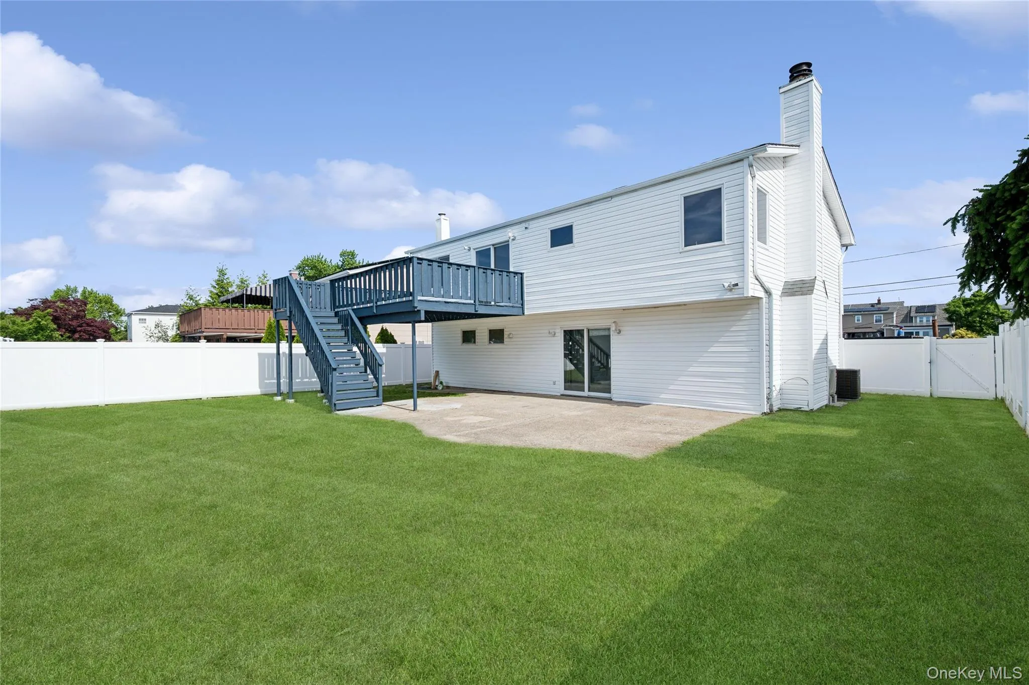 2625 Riverside Drive, Hempstead, NY, 3 Bedrooms Bedrooms, 7 Rooms Rooms,3 BathroomsBathrooms,Residential,For Rent,Riverside,0,1007174 2625 Riverside Drive, Hempstead, NY, 3 Bedrooms Bedrooms, 7 Rooms Rooms,3 BathroomsBathrooms,Residential,For Rent,Riverside,0,1007174
