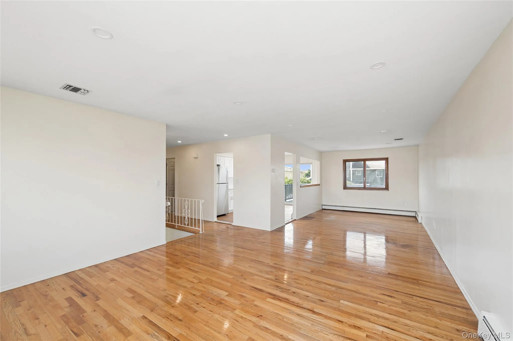 2625 Riverside Drive, Hempstead, NY, 3 Bedrooms Bedrooms, 7 Rooms Rooms,3 BathroomsBathrooms,Residential,For Rent,Riverside,0,1007174 2625 Riverside Drive, Hempstead, NY, 3 Bedrooms Bedrooms, 7 Rooms Rooms,3 BathroomsBathrooms,Residential,For Rent,Riverside,0,1007174
