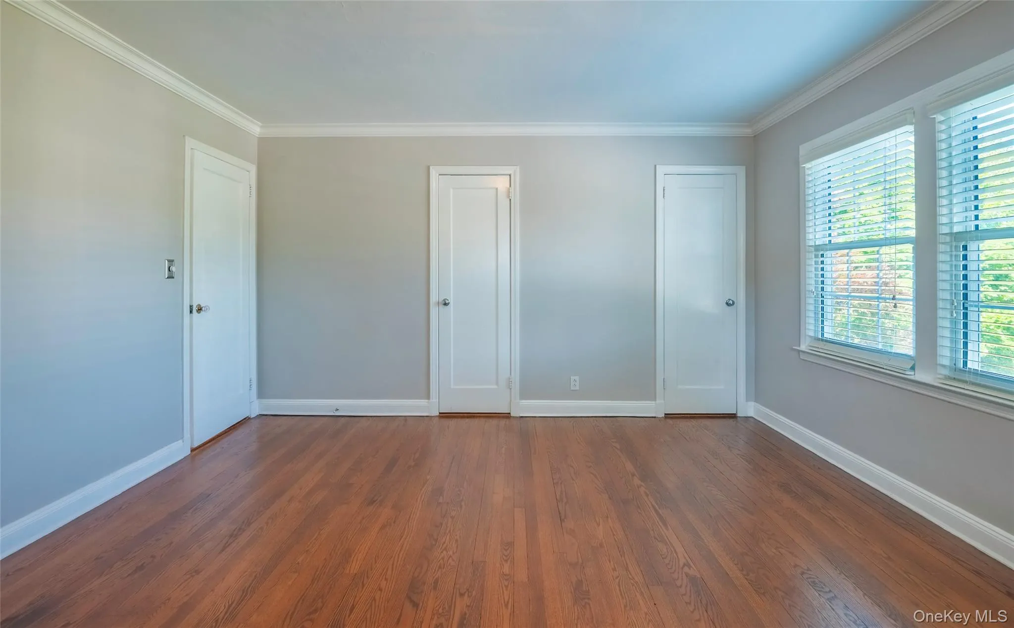 172 Hillside Avenue, North Hempstead, NY, 2 Bedrooms Bedrooms, 5 Rooms Rooms,1 BathroomBathrooms,Residential,For Rent,Hillside,0,1007175 172 Hillside Avenue, North Hempstead, NY, 2 Bedrooms Bedrooms, 5 Rooms Rooms,1 BathroomBathrooms,Residential,For Rent,Hillside,0,1007175