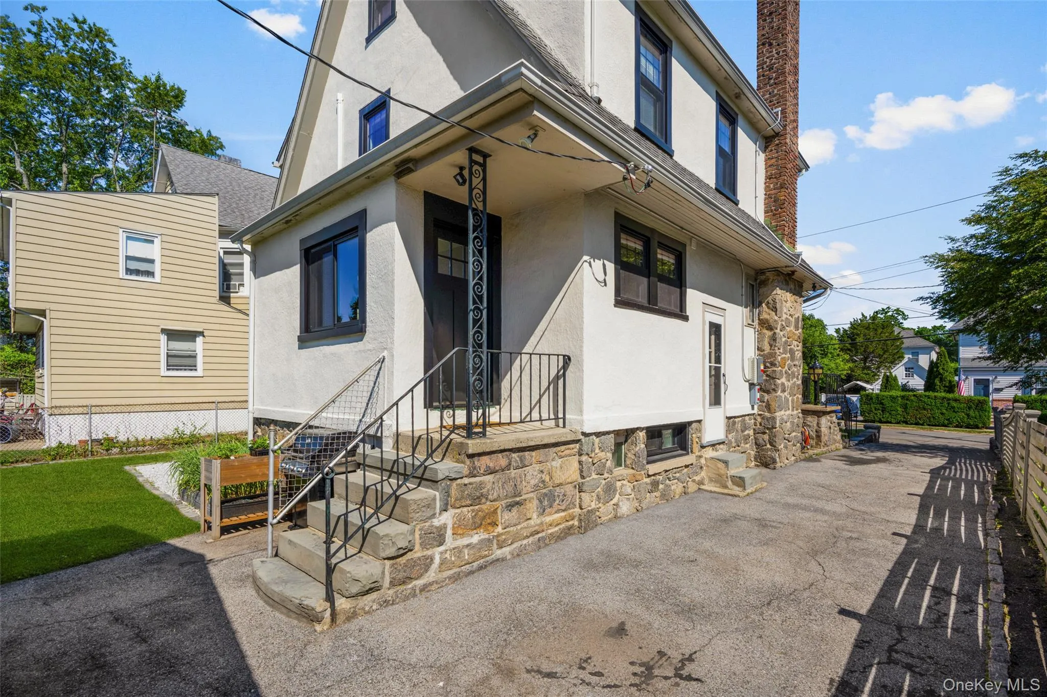 217 Soundview Avenue, Mamaroneck, NY, 3 Bedrooms Bedrooms, 6 Rooms Rooms,1 BathroomBathrooms,Residential Lease,For Rent,Soundview,0,1007180 217 Soundview Avenue, Mamaroneck, NY, 3 Bedrooms Bedrooms, 6 Rooms Rooms,1 BathroomBathrooms,Residential Lease,For Rent,Soundview,0,1007180