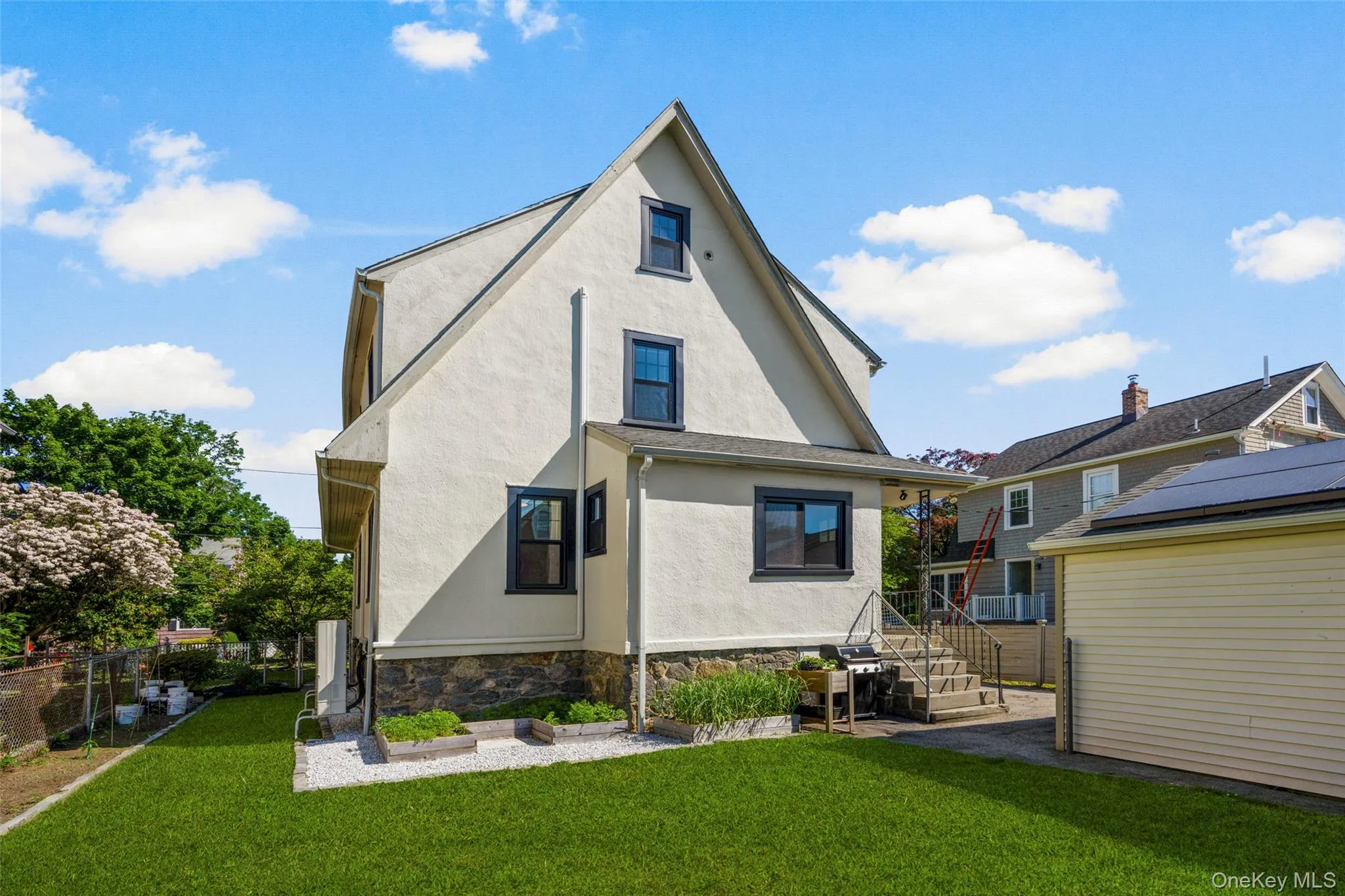 217 Soundview Avenue, Mamaroneck, NY, 3 Bedrooms Bedrooms, 6 Rooms Rooms,1 BathroomBathrooms,Residential Lease,For Rent,Soundview,0,1007180 217 Soundview Avenue, Mamaroneck, NY, 3 Bedrooms Bedrooms, 6 Rooms Rooms,1 BathroomBathrooms,Residential Lease,For Rent,Soundview,0,1007180