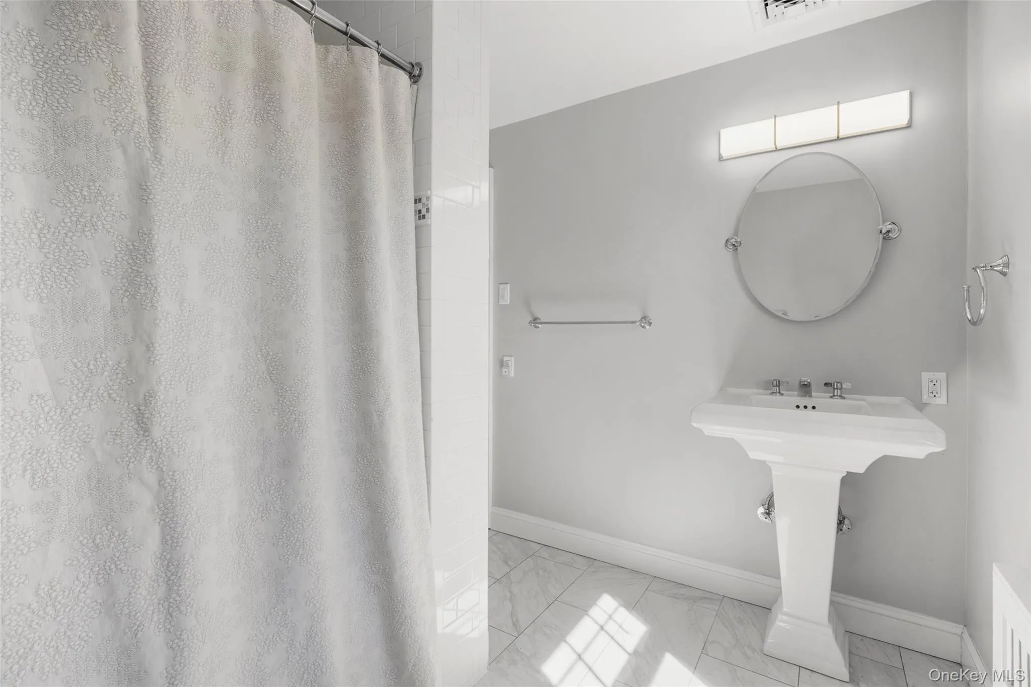 217 Soundview Avenue, Mamaroneck, NY, 3 Bedrooms Bedrooms, 6 Rooms Rooms,1 BathroomBathrooms,Residential Lease,For Rent,Soundview,0,1007180 217 Soundview Avenue, Mamaroneck, NY, 3 Bedrooms Bedrooms, 6 Rooms Rooms,1 BathroomBathrooms,Residential Lease,For Rent,Soundview,0,1007180