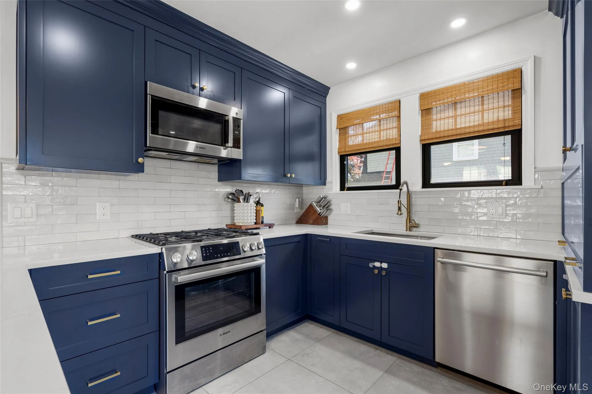 217 Soundview Avenue, Mamaroneck, NY, 3 Bedrooms Bedrooms, 6 Rooms Rooms,1 BathroomBathrooms,Residential Lease,For Rent,Soundview,0,1007180 217 Soundview Avenue, Mamaroneck, NY, 3 Bedrooms Bedrooms, 6 Rooms Rooms,1 BathroomBathrooms,Residential Lease,For Rent,Soundview,0,1007180