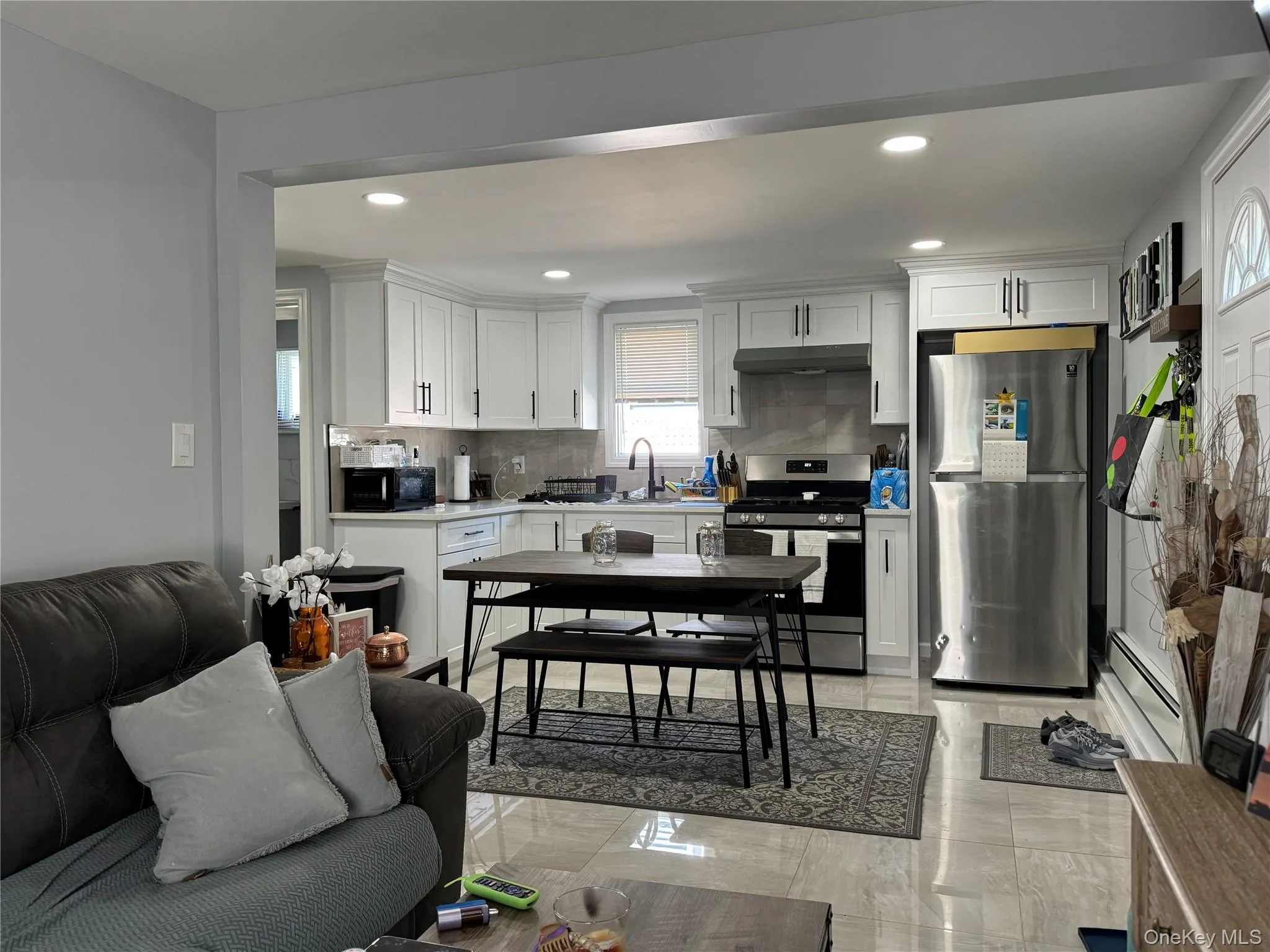 4 Lafayette, Babylon, NY, 1 Bedroom Bedrooms, 3 Rooms Rooms,1 BathroomBathrooms,Residential Lease,For Rent,Lafayette,0,1007185 4 Lafayette, Babylon, NY, 1 Bedroom Bedrooms, 3 Rooms Rooms,1 BathroomBathrooms,Residential Lease,For Rent,Lafayette,0,1007185