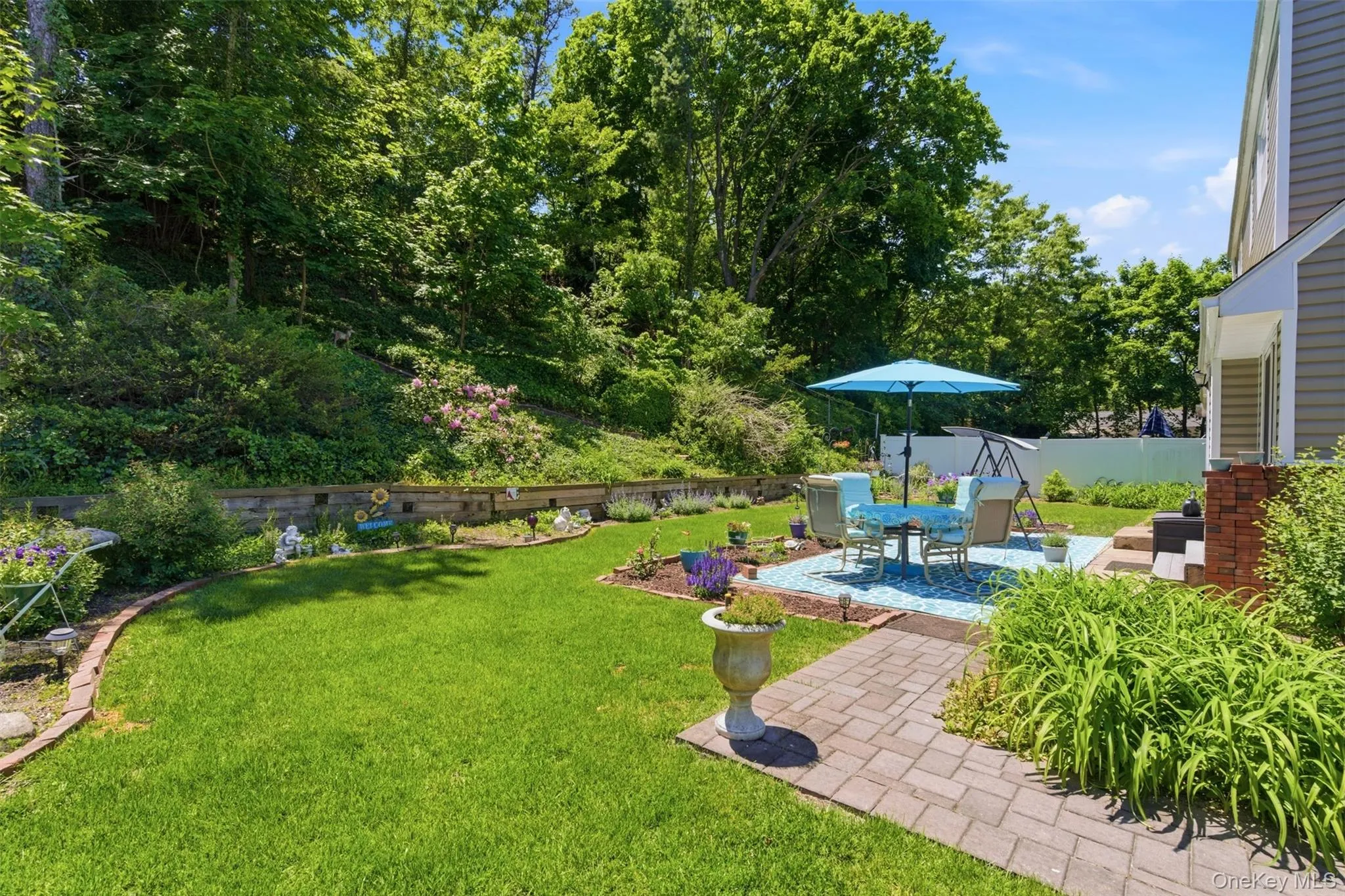 78 Cornell Drive, Smithtown, NY, 4 Bedrooms Bedrooms, 7 Rooms Rooms,2 BathroomsBathrooms,Residential,For Rent,Cornell,0,1007186 78 Cornell Drive, Smithtown, NY, 4 Bedrooms Bedrooms, 7 Rooms Rooms,2 BathroomsBathrooms,Residential,For Rent,Cornell,0,1007186