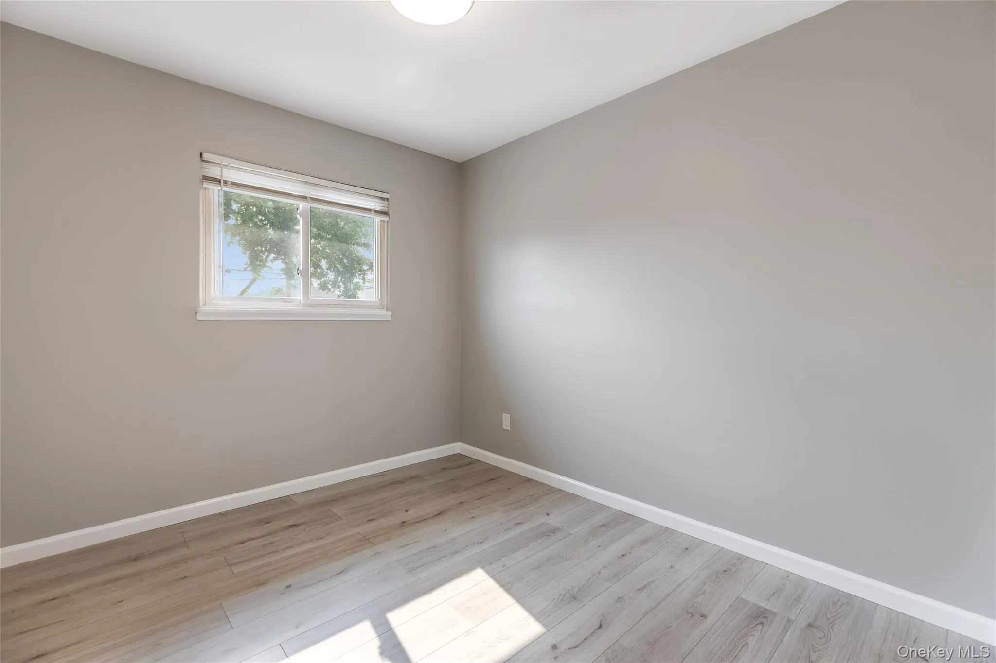579 Fire Island Avenue, Babylon, NY, 3 Bedrooms Bedrooms, 6 Rooms Rooms,1 BathroomBathrooms,Residential Lease,For Rent,Fire Island,0,1007187 579 Fire Island Avenue, Babylon, NY, 3 Bedrooms Bedrooms, 6 Rooms Rooms,1 BathroomBathrooms,Residential Lease,For Rent,Fire Island,0,1007187