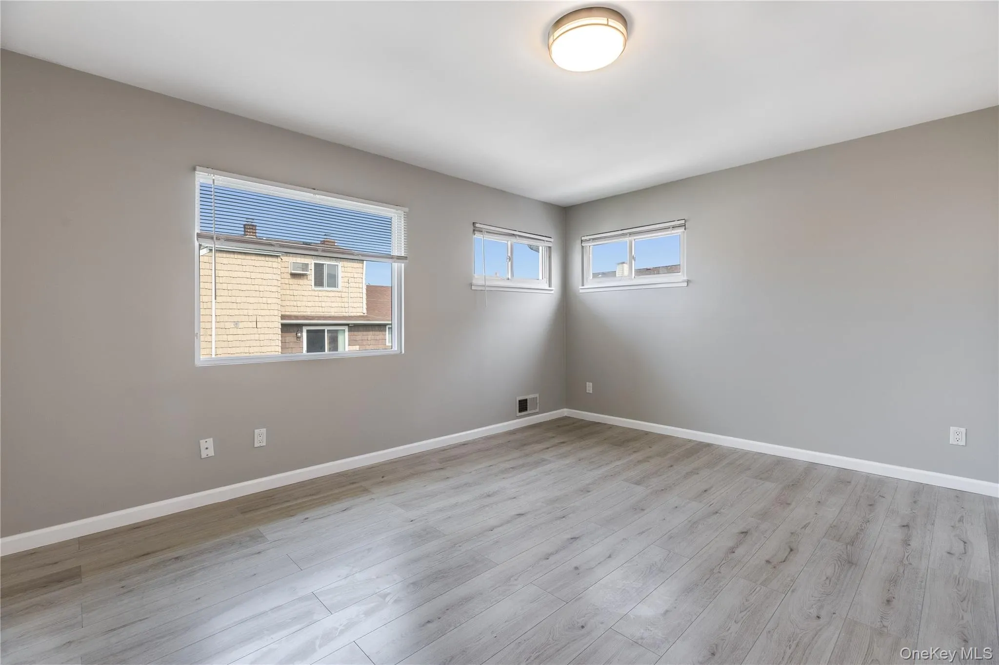 579 Fire Island Avenue, Babylon, NY, 3 Bedrooms Bedrooms, 6 Rooms Rooms,1 BathroomBathrooms,Residential Lease,For Rent,Fire Island,0,1007187 579 Fire Island Avenue, Babylon, NY, 3 Bedrooms Bedrooms, 6 Rooms Rooms,1 BathroomBathrooms,Residential Lease,For Rent,Fire Island,0,1007187