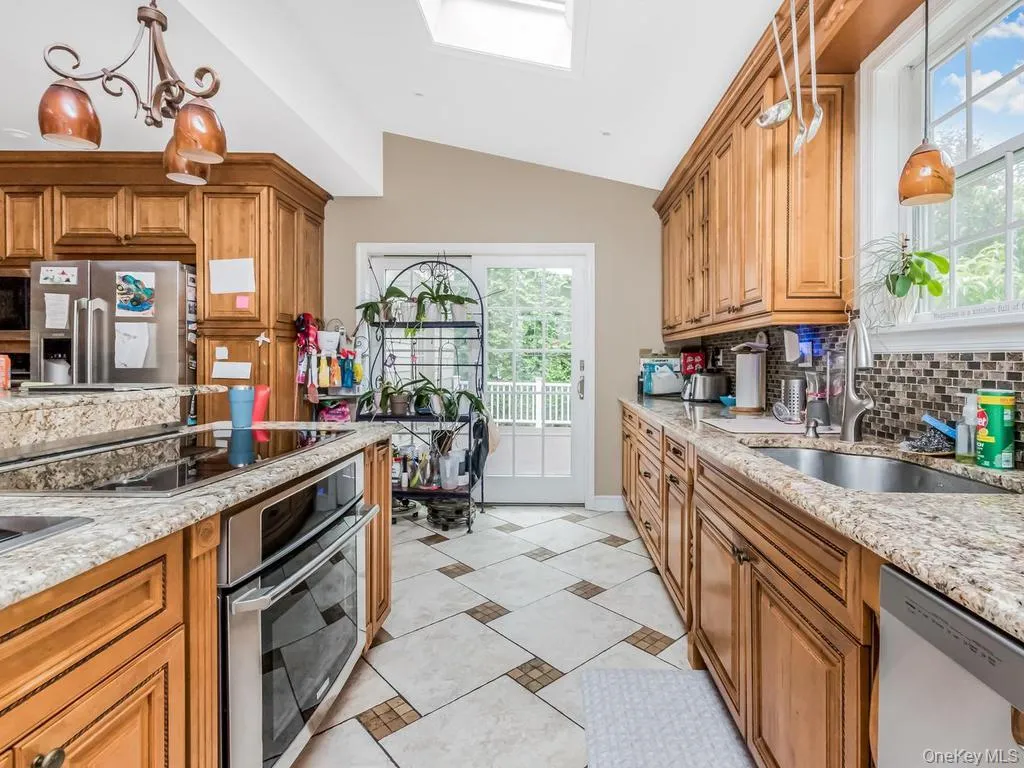 129 Jackson Avenue, Pelham, NY, 3 Bedrooms Bedrooms, 11 Rooms Rooms,2 BathroomsBathrooms,Residential,For Rent,Jackson,0,1007189 129 Jackson Avenue, Pelham, NY, 3 Bedrooms Bedrooms, 11 Rooms Rooms,2 BathroomsBathrooms,Residential,For Rent,Jackson,0,1007189