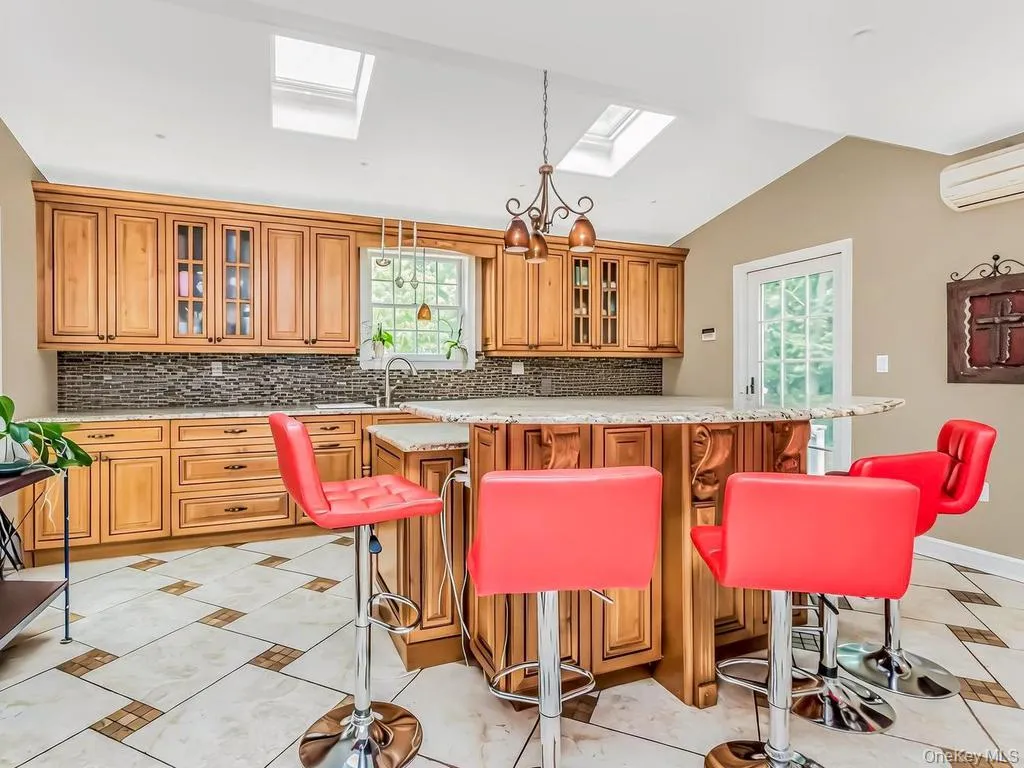 129 Jackson Avenue, Pelham, NY, 3 Bedrooms Bedrooms, 11 Rooms Rooms,2 BathroomsBathrooms,Residential,For Rent,Jackson,0,1007189 129 Jackson Avenue, Pelham, NY, 3 Bedrooms Bedrooms, 11 Rooms Rooms,2 BathroomsBathrooms,Residential,For Rent,Jackson,0,1007189