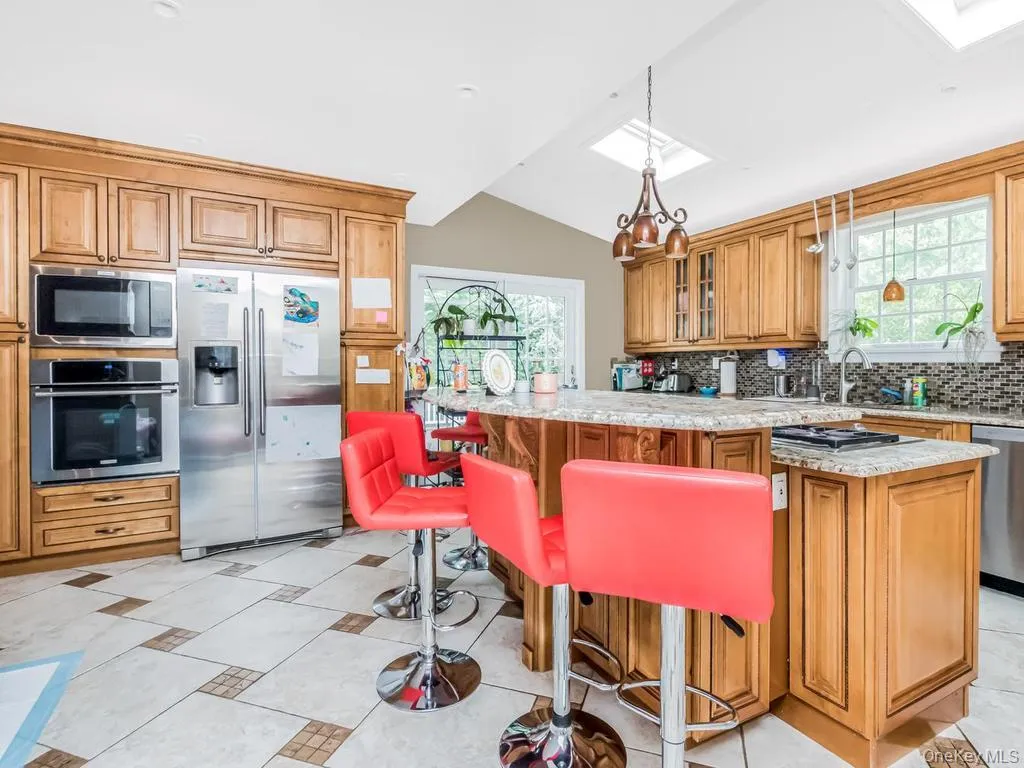 129 Jackson Avenue, Pelham, NY, 3 Bedrooms Bedrooms, 11 Rooms Rooms,2 BathroomsBathrooms,Residential,For Rent,Jackson,0,1007189 129 Jackson Avenue, Pelham, NY, 3 Bedrooms Bedrooms, 11 Rooms Rooms,2 BathroomsBathrooms,Residential,For Rent,Jackson,0,1007189