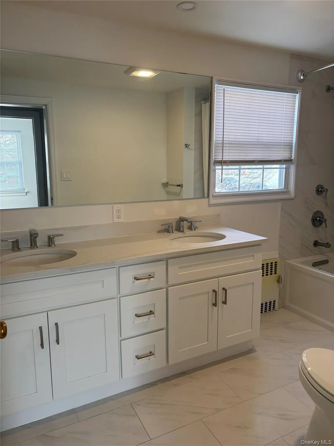 109 Chase Road, North Hempstead, NY, 3 Bedrooms Bedrooms, 6 Rooms Rooms,1 BathroomBathrooms,Residential,For Rent,Chase,0,1007190 109 Chase Road, North Hempstead, NY, 3 Bedrooms Bedrooms, 6 Rooms Rooms,1 BathroomBathrooms,Residential,For Rent,Chase,0,1007190