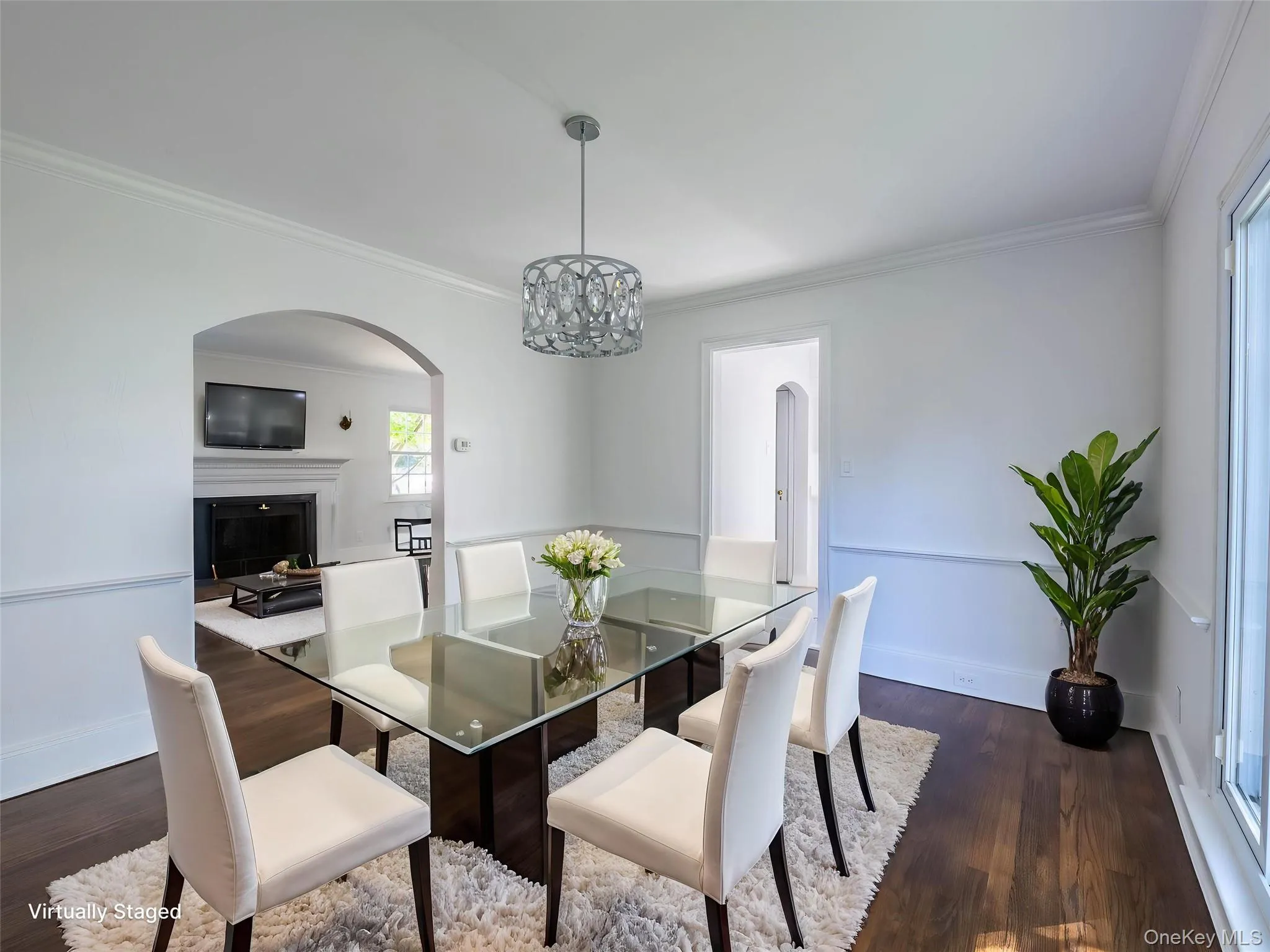 Virtually Staged Dining Room Virtually Staged Dining Room