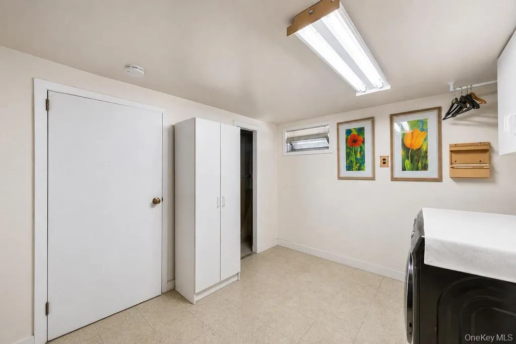 11909 230th Street, New York, NY, 2 Bedrooms Bedrooms, 10 Rooms Rooms,1 BathroomBathrooms,Residential,For Rent,230th,0,1007196 11909 230th Street, New York, NY, 2 Bedrooms Bedrooms, 10 Rooms Rooms,1 BathroomBathrooms,Residential,For Rent,230th,0,1007196