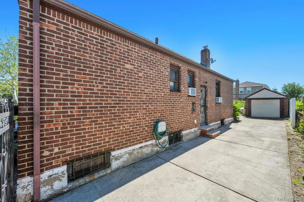 11909 230th Street, New York, NY, 2 Bedrooms Bedrooms, 10 Rooms Rooms,1 BathroomBathrooms,Residential,For Rent,230th,0,1007196 11909 230th Street, New York, NY, 2 Bedrooms Bedrooms, 10 Rooms Rooms,1 BathroomBathrooms,Residential,For Rent,230th,0,1007196