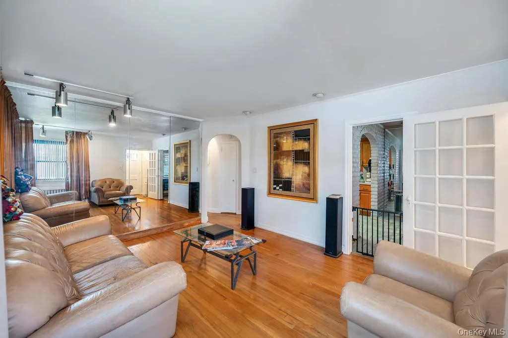 11909 230th Street, New York, NY, 2 Bedrooms Bedrooms, 10 Rooms Rooms,1 BathroomBathrooms,Residential,For Rent,230th,0,1007196 11909 230th Street, New York, NY, 2 Bedrooms Bedrooms, 10 Rooms Rooms,1 BathroomBathrooms,Residential,For Rent,230th,0,1007196