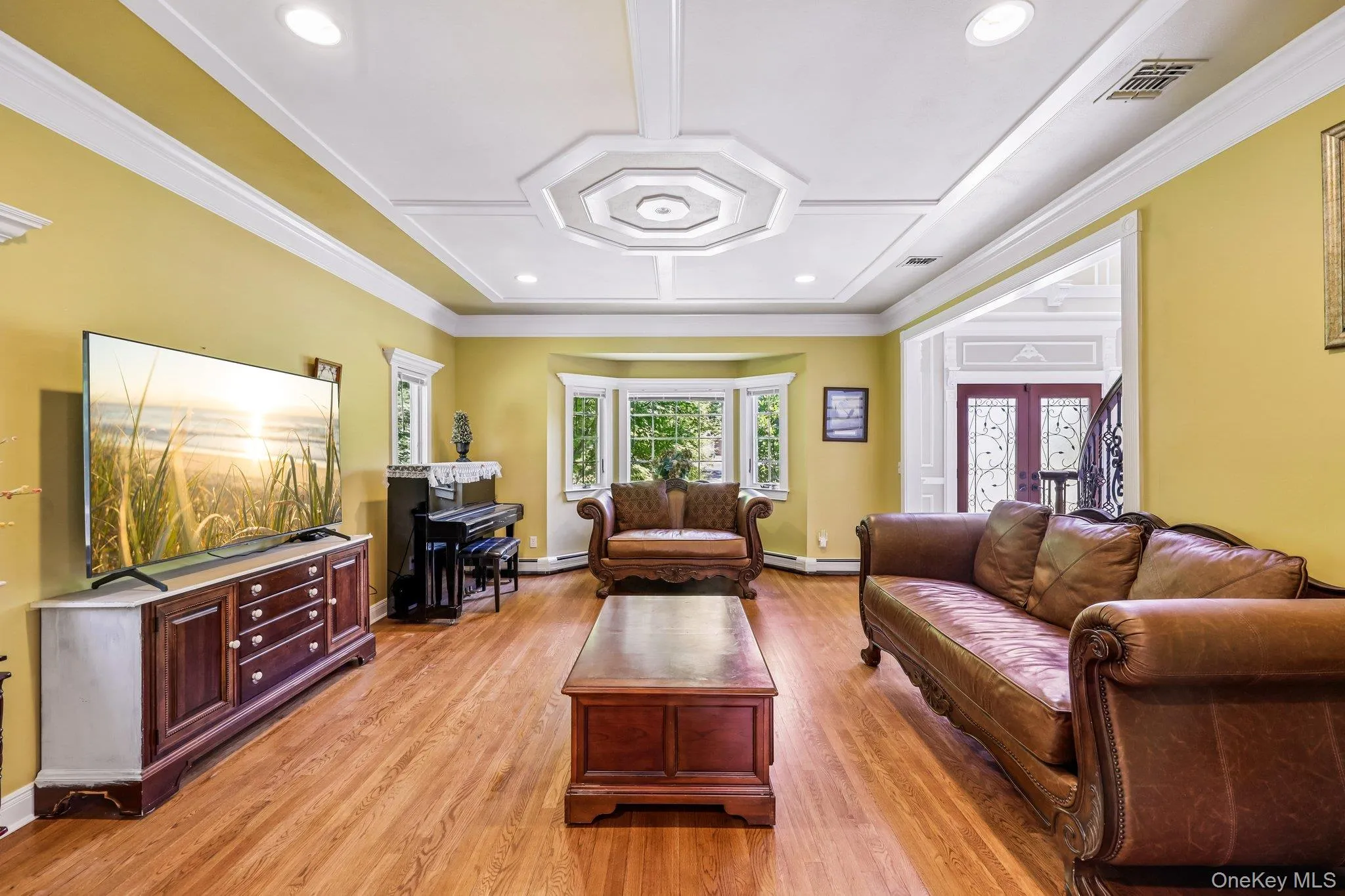 4 Penn Court, Brookhaven, NY, 5 Bedrooms Bedrooms, 11 Rooms Rooms,3 BathroomsBathrooms,Residential,For Rent,Penn,0,1007197 4 Penn Court, Brookhaven, NY, 5 Bedrooms Bedrooms, 11 Rooms Rooms,3 BathroomsBathrooms,Residential,For Rent,Penn,0,1007197