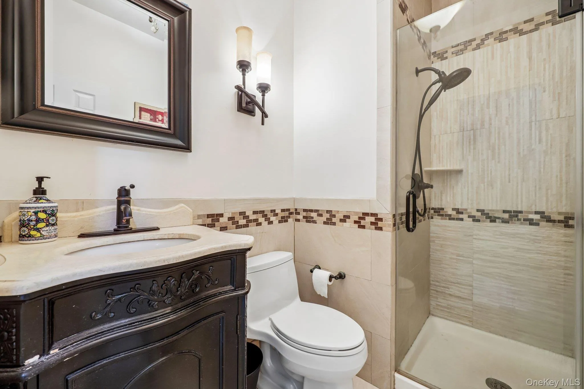 4 Penn Court, Brookhaven, NY, 5 Bedrooms Bedrooms, 11 Rooms Rooms,3 BathroomsBathrooms,Residential,For Rent,Penn,0,1007197 4 Penn Court, Brookhaven, NY, 5 Bedrooms Bedrooms, 11 Rooms Rooms,3 BathroomsBathrooms,Residential,For Rent,Penn,0,1007197