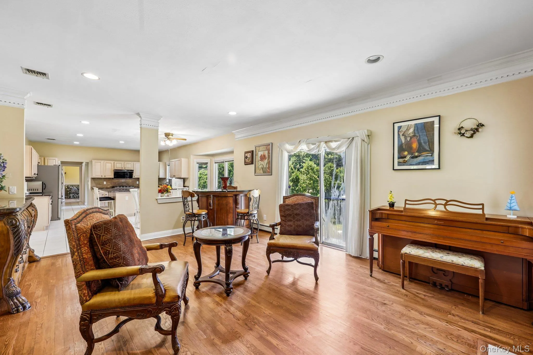 4 Penn Court, Brookhaven, NY, 5 Bedrooms Bedrooms, 11 Rooms Rooms,3 BathroomsBathrooms,Residential,For Rent,Penn,0,1007197 4 Penn Court, Brookhaven, NY, 5 Bedrooms Bedrooms, 11 Rooms Rooms,3 BathroomsBathrooms,Residential,For Rent,Penn,0,1007197