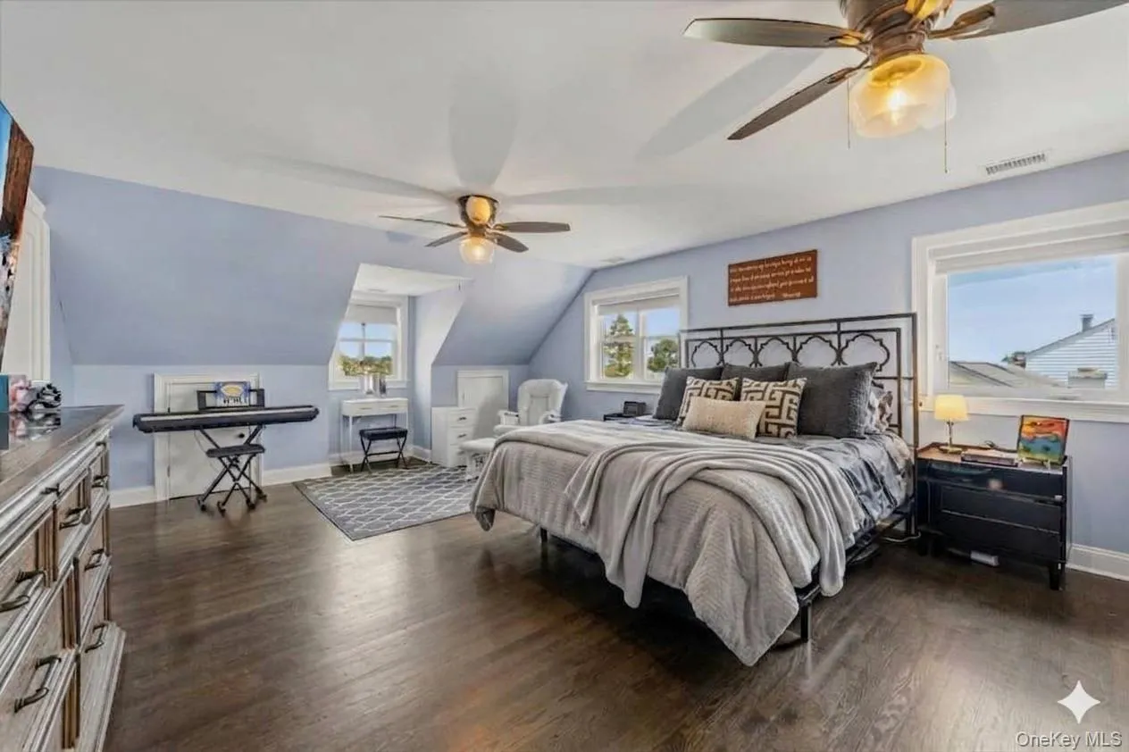 61 Kathwood Road, Yonkers, NY, 6 Bedrooms Bedrooms, 11 Rooms Rooms,3 BathroomsBathrooms,Residential,For Rent,Kathwood,0,KEY1007202 61 Kathwood Road, Yonkers, NY, 6 Bedrooms Bedrooms, 11 Rooms Rooms,3 BathroomsBathrooms,Residential,For Rent,Kathwood,0,KEY1007202