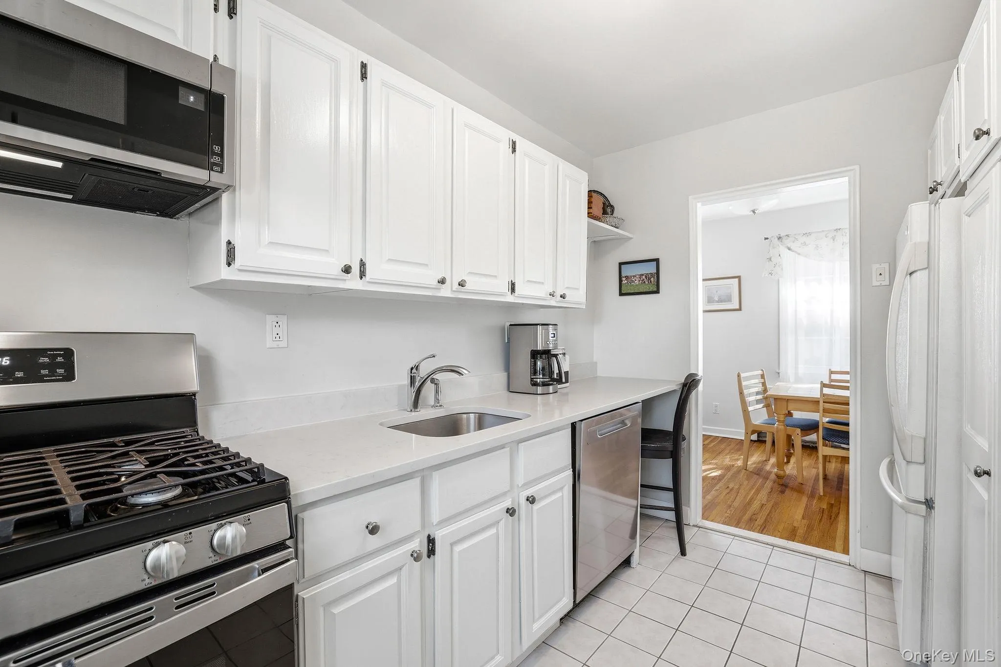 21 Fieldstone Drive, Greenburgh, NY, 1 Bedroom Bedrooms, 4 Rooms Rooms,1 BathroomBathrooms,Residential,For Rent,Fieldstone,0,1007205 21 Fieldstone Drive, Greenburgh, NY, 1 Bedroom Bedrooms, 4 Rooms Rooms,1 BathroomBathrooms,Residential,For Rent,Fieldstone,0,1007205