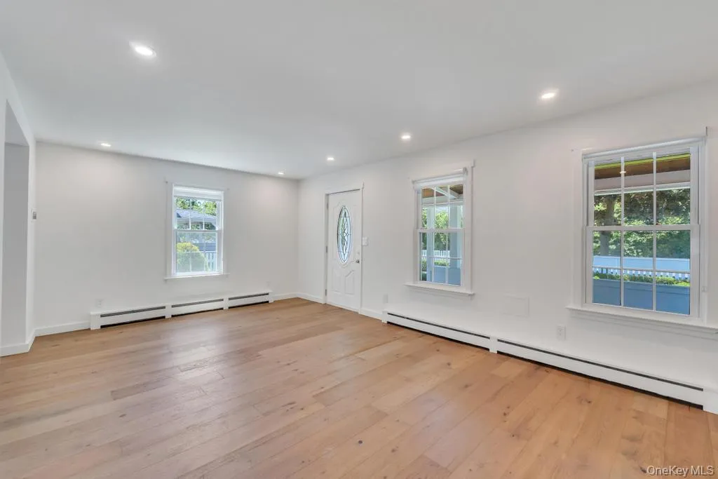 9 Wiggins Avenue, Brookhaven, NY, 3 Bedrooms Bedrooms, 5 Rooms Rooms,2 BathroomsBathrooms,Residential,For Rent,Wiggins,0,1007208 9 Wiggins Avenue, Brookhaven, NY, 3 Bedrooms Bedrooms, 5 Rooms Rooms,2 BathroomsBathrooms,Residential,For Rent,Wiggins,0,1007208