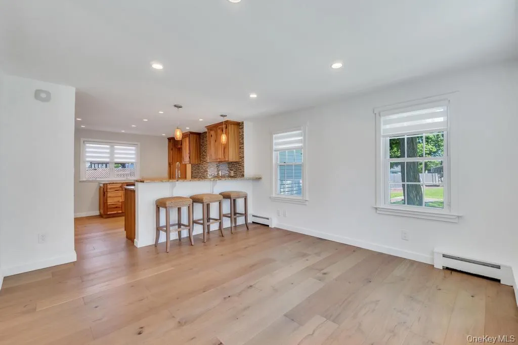 9 Wiggins Avenue, Brookhaven, NY, 3 Bedrooms Bedrooms, 5 Rooms Rooms,2 BathroomsBathrooms,Residential,For Rent,Wiggins,0,1007208 9 Wiggins Avenue, Brookhaven, NY, 3 Bedrooms Bedrooms, 5 Rooms Rooms,2 BathroomsBathrooms,Residential,For Rent,Wiggins,0,1007208