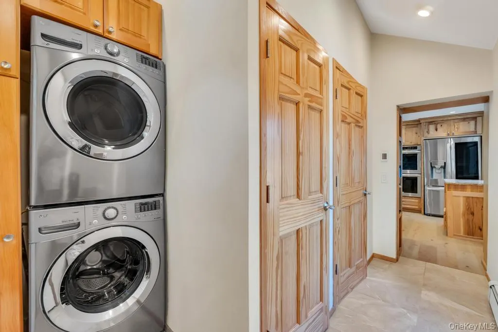 9 Wiggins Avenue, Brookhaven, NY, 3 Bedrooms Bedrooms, 5 Rooms Rooms,2 BathroomsBathrooms,Residential,For Rent,Wiggins,0,1007208 9 Wiggins Avenue, Brookhaven, NY, 3 Bedrooms Bedrooms, 5 Rooms Rooms,2 BathroomsBathrooms,Residential,For Rent,Wiggins,0,1007208