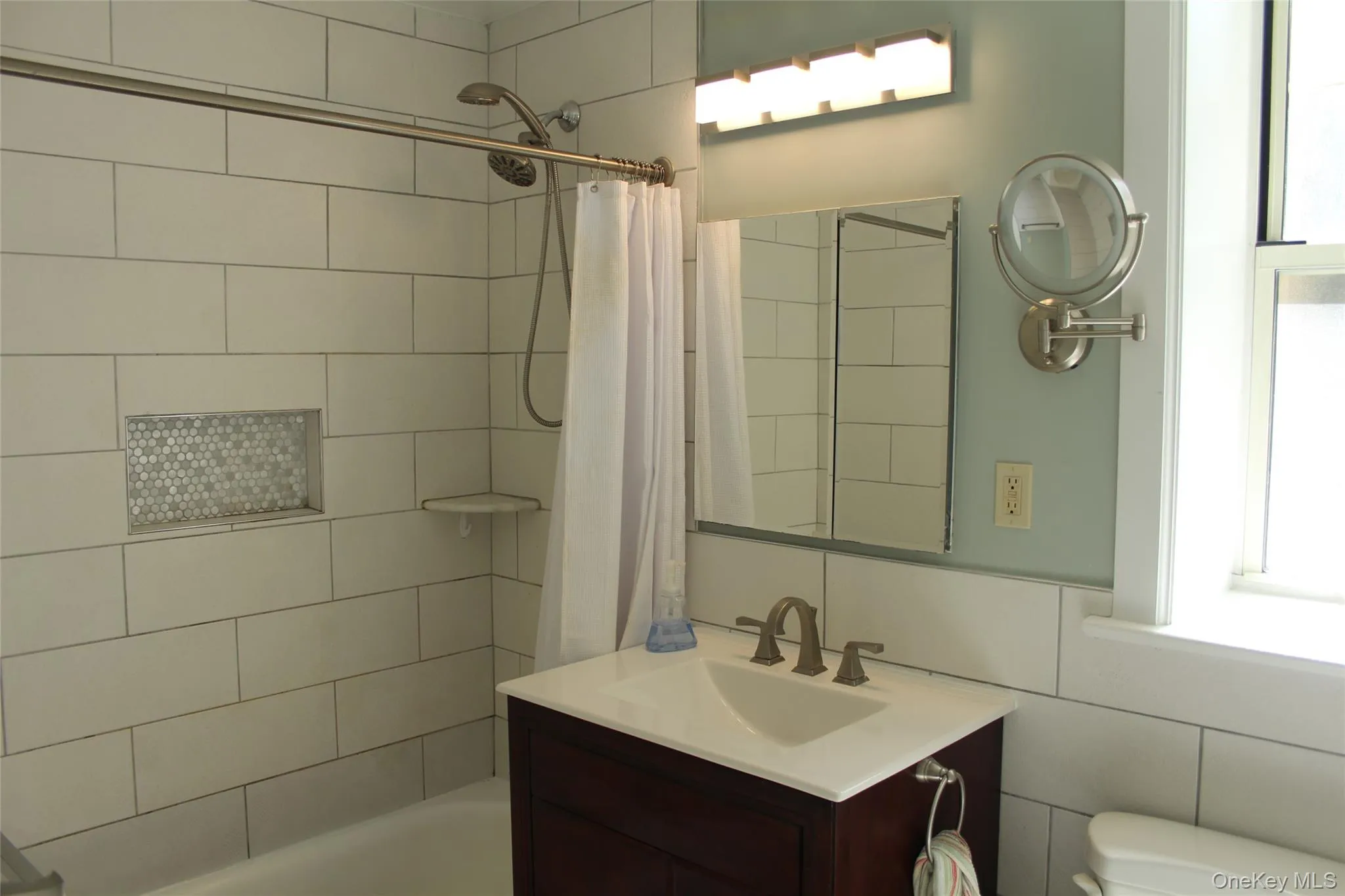 85 Bronx River Road, Yonkers, NY, 1 Bedroom Bedrooms, 4 Rooms Rooms,1 BathroomBathrooms,Residential,For Rent,Bronx River,0,1007213 85 Bronx River Road, Yonkers, NY, 1 Bedroom Bedrooms, 4 Rooms Rooms,1 BathroomBathrooms,Residential,For Rent,Bronx River,0,1007213