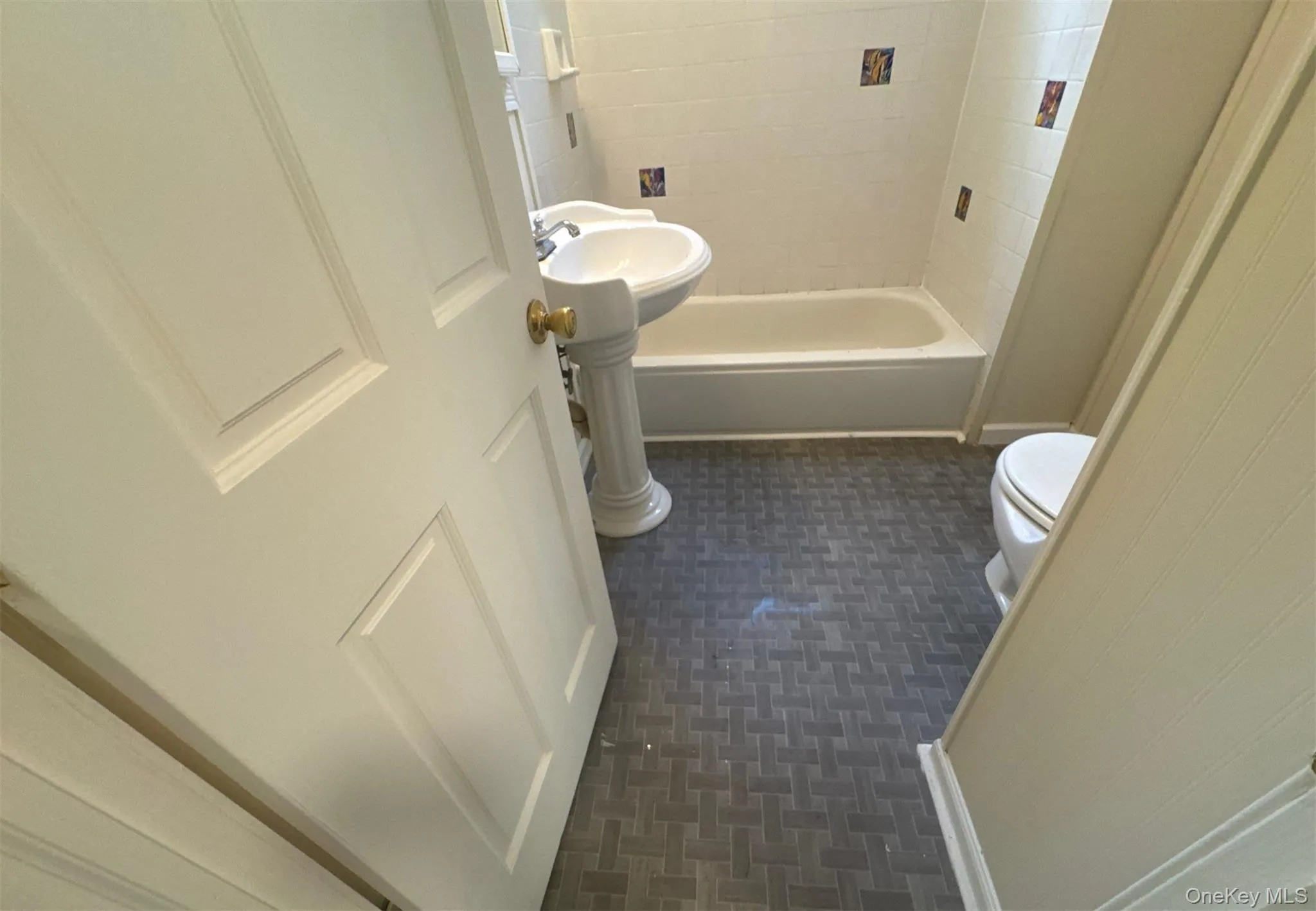 6900 Main Bayview Road, Southold, NY, 2 Bedrooms Bedrooms, 4 Rooms Rooms,1 BathroomBathrooms,Residential,For Rent,Main Bayview,0,1007215 6900 Main Bayview Road, Southold, NY, 2 Bedrooms Bedrooms, 4 Rooms Rooms,1 BathroomBathrooms,Residential,For Rent,Main Bayview,0,1007215