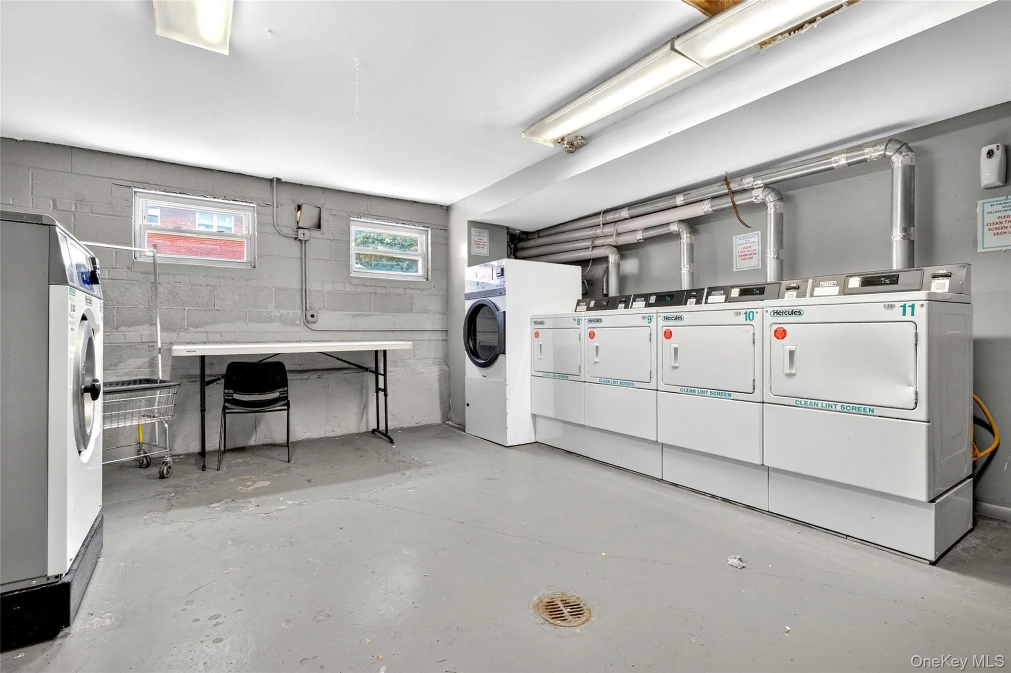 160 Centre Avenue, New Rochelle, NY, 1 Bedroom Bedrooms, 4 Rooms Rooms,1 BathroomBathrooms,Residential,For Rent,Centre,0,1007216 160 Centre Avenue, New Rochelle, NY, 1 Bedroom Bedrooms, 4 Rooms Rooms,1 BathroomBathrooms,Residential,For Rent,Centre,0,1007216