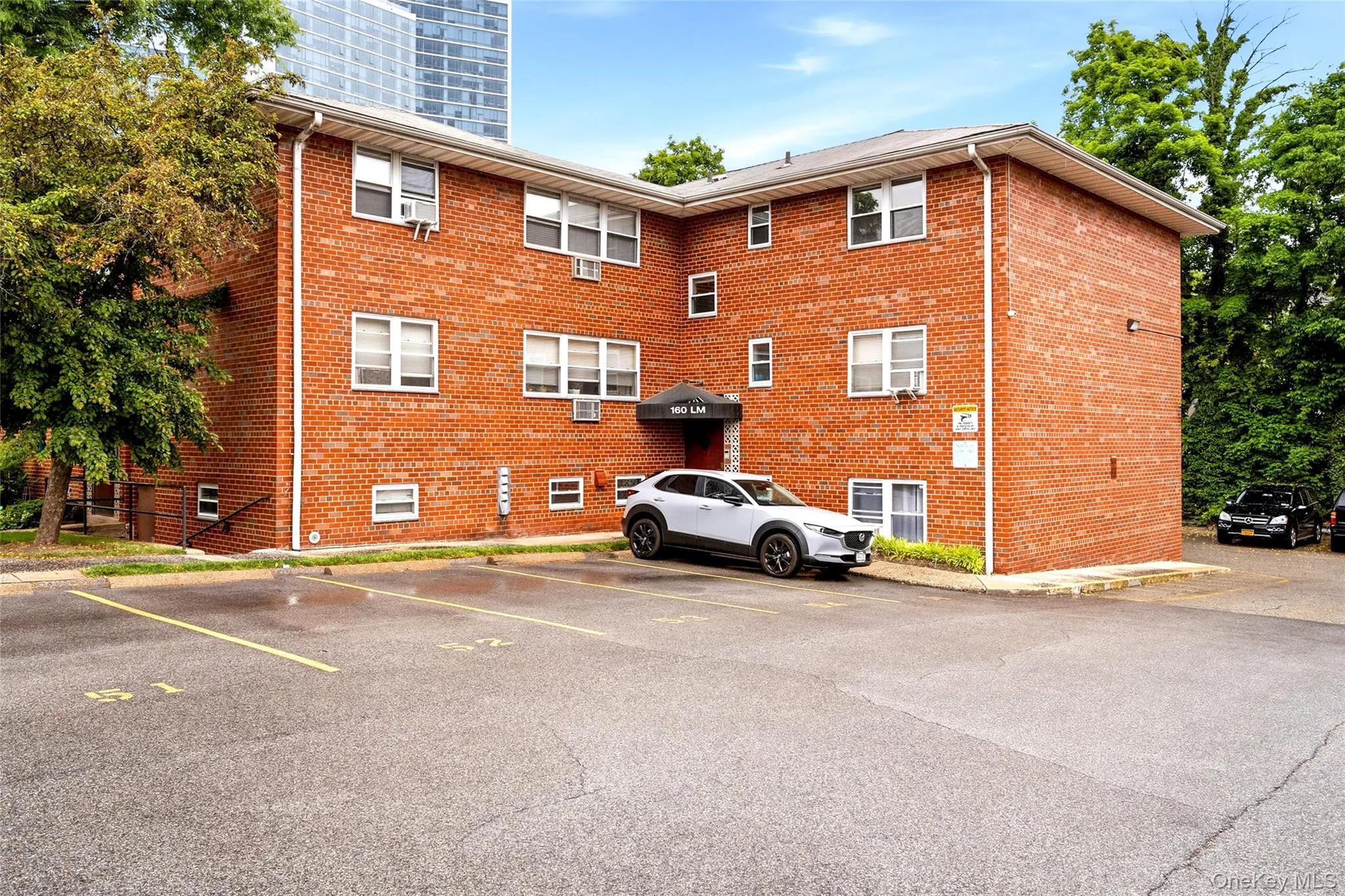 160 Centre Avenue, New Rochelle, NY, 1 Bedroom Bedrooms, 4 Rooms Rooms,1 BathroomBathrooms,Residential,For Rent,Centre,0,1007216 160 Centre Avenue, New Rochelle, NY, 1 Bedroom Bedrooms, 4 Rooms Rooms,1 BathroomBathrooms,Residential,For Rent,Centre,0,1007216