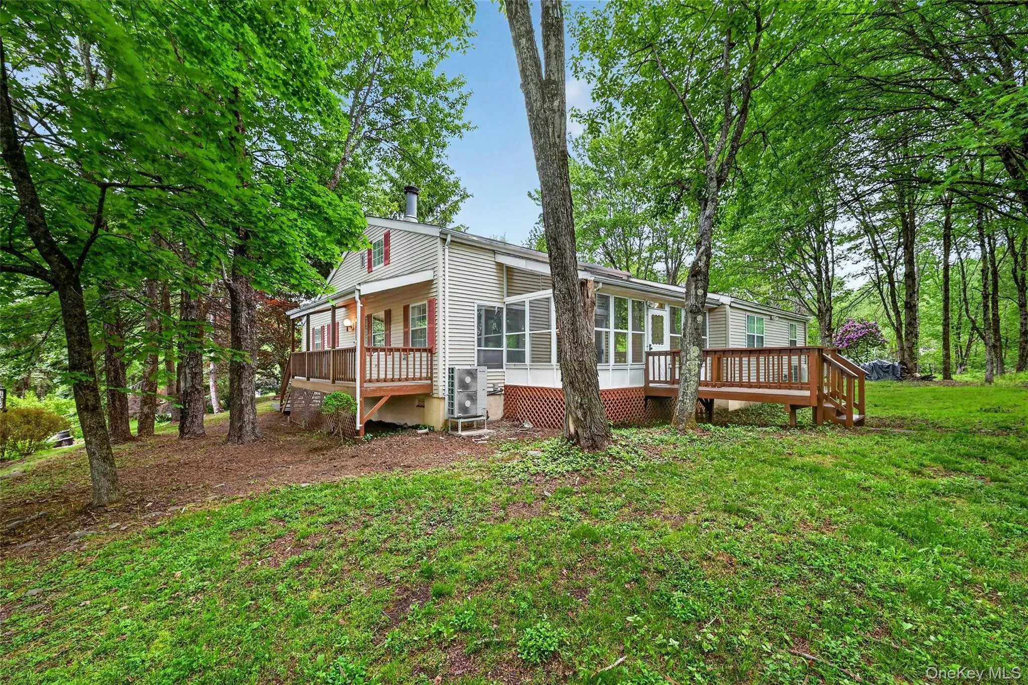 6 Summit Place, Thompson, NY, 2 Bedrooms Bedrooms, 4 Rooms Rooms,2 BathroomsBathrooms,Residential,For Rent,Summit,0,1007217 6 Summit Place, Thompson, NY, 2 Bedrooms Bedrooms, 4 Rooms Rooms,2 BathroomsBathrooms,Residential,For Rent,Summit,0,1007217