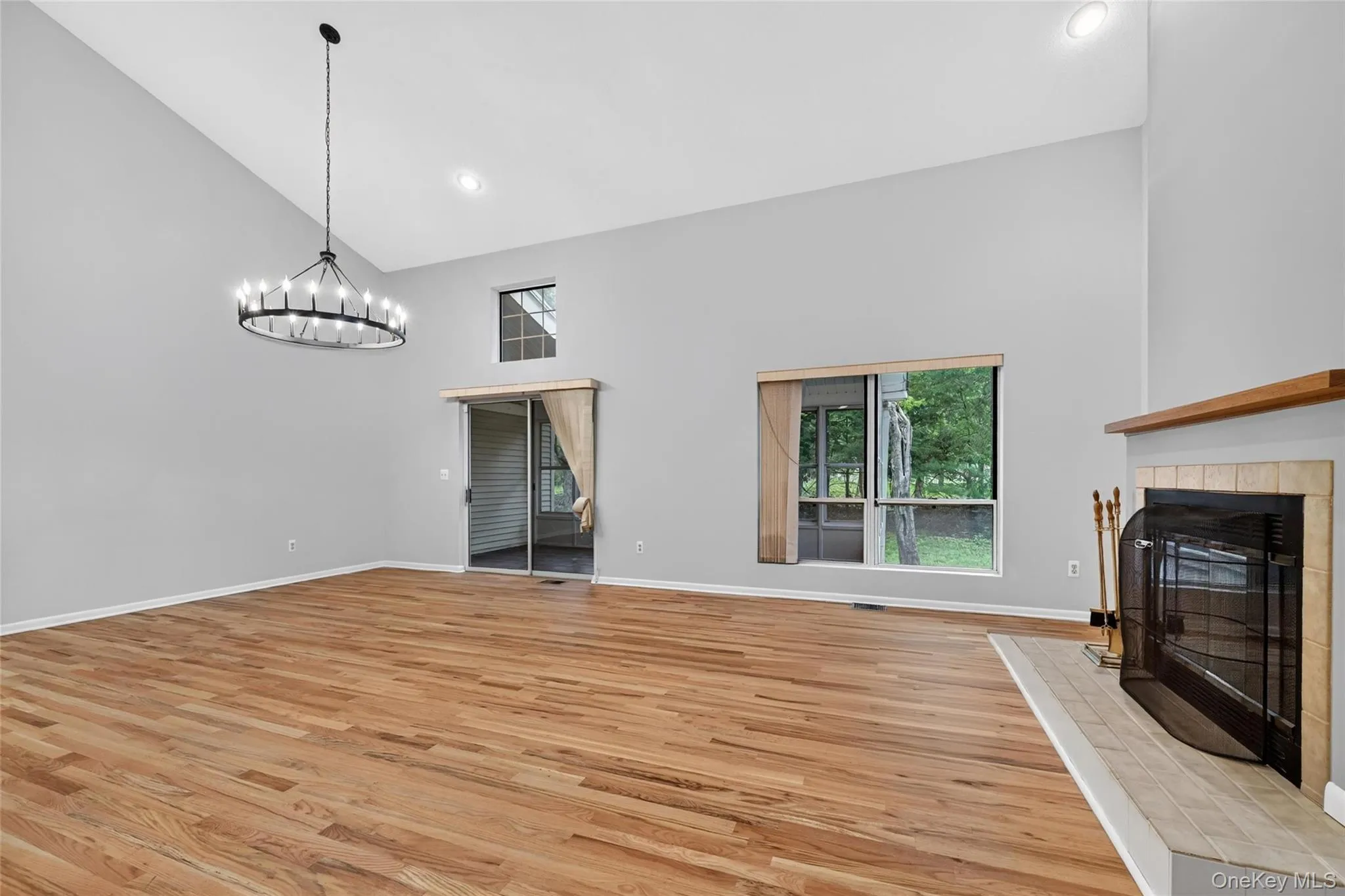 6 Summit Place, Thompson, NY, 2 Bedrooms Bedrooms, 4 Rooms Rooms,2 BathroomsBathrooms,Residential,For Rent,Summit,0,1007217 6 Summit Place, Thompson, NY, 2 Bedrooms Bedrooms, 4 Rooms Rooms,2 BathroomsBathrooms,Residential,For Rent,Summit,0,1007217
