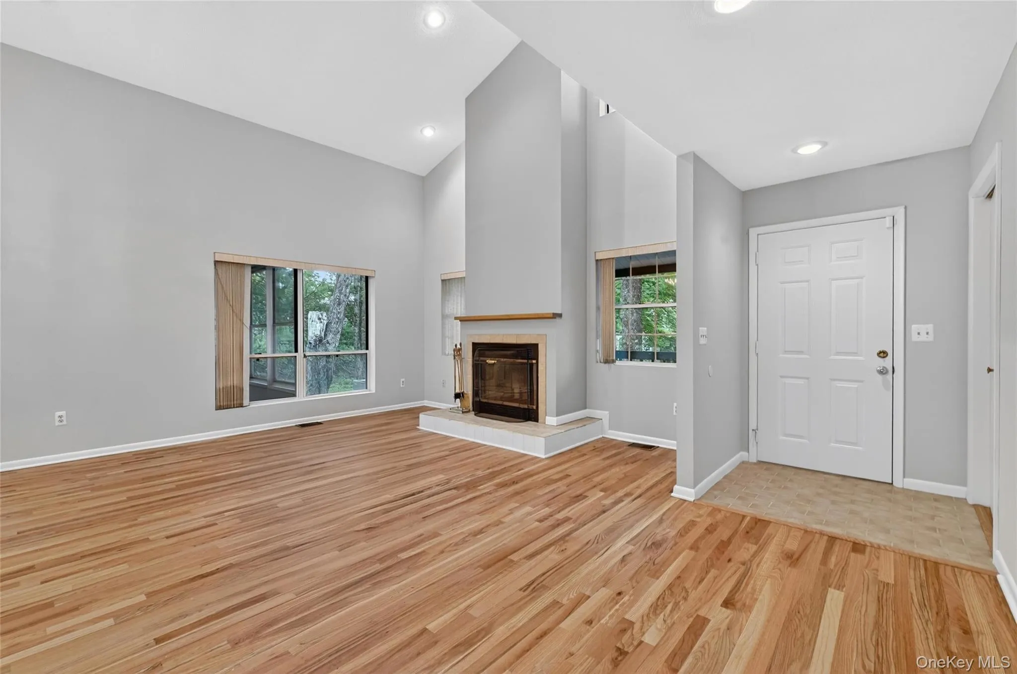 6 Summit Place, Thompson, NY, 2 Bedrooms Bedrooms, 4 Rooms Rooms,2 BathroomsBathrooms,Residential,For Rent,Summit,0,1007217 6 Summit Place, Thompson, NY, 2 Bedrooms Bedrooms, 4 Rooms Rooms,2 BathroomsBathrooms,Residential,For Rent,Summit,0,1007217
