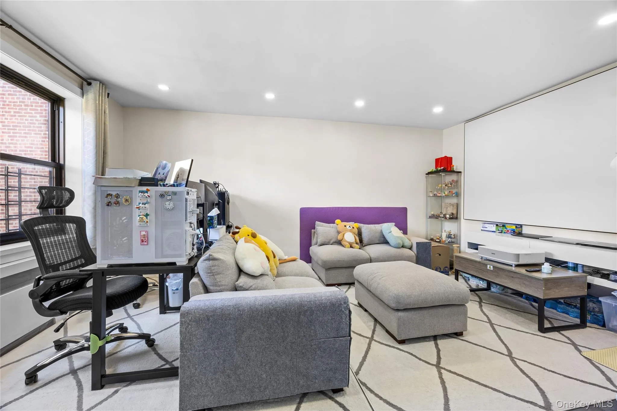 21208 75th Avenue, New York, NY, 1 Bedroom Bedrooms, 4 Rooms Rooms,1 BathroomBathrooms,Residential,For Rent,75th,0,1007220 21208 75th Avenue, New York, NY, 1 Bedroom Bedrooms, 4 Rooms Rooms,1 BathroomBathrooms,Residential,For Rent,75th,0,1007220