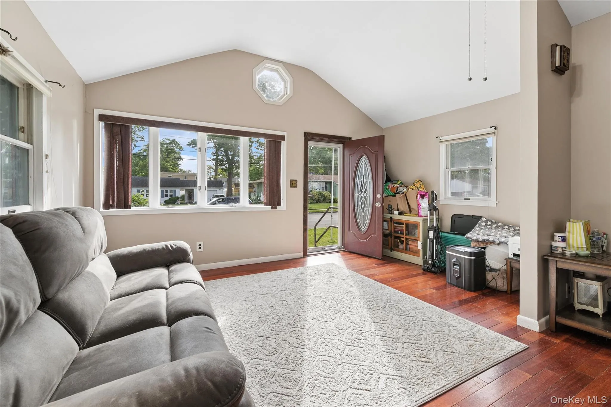 350 Greene Avenue, Babylon, NY, 2 Bedrooms Bedrooms, 5 Rooms Rooms,2 BathroomsBathrooms,Residential,For Rent,Greene,0,1007221 350 Greene Avenue, Babylon, NY, 2 Bedrooms Bedrooms, 5 Rooms Rooms,2 BathroomsBathrooms,Residential,For Rent,Greene,0,1007221