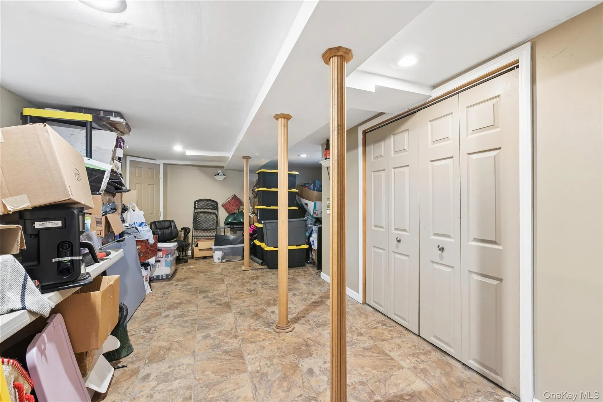 350 Greene Avenue, Babylon, NY, 2 Bedrooms Bedrooms, 5 Rooms Rooms,2 BathroomsBathrooms,Residential,For Rent,Greene,0,1007221 350 Greene Avenue, Babylon, NY, 2 Bedrooms Bedrooms, 5 Rooms Rooms,2 BathroomsBathrooms,Residential,For Rent,Greene,0,1007221