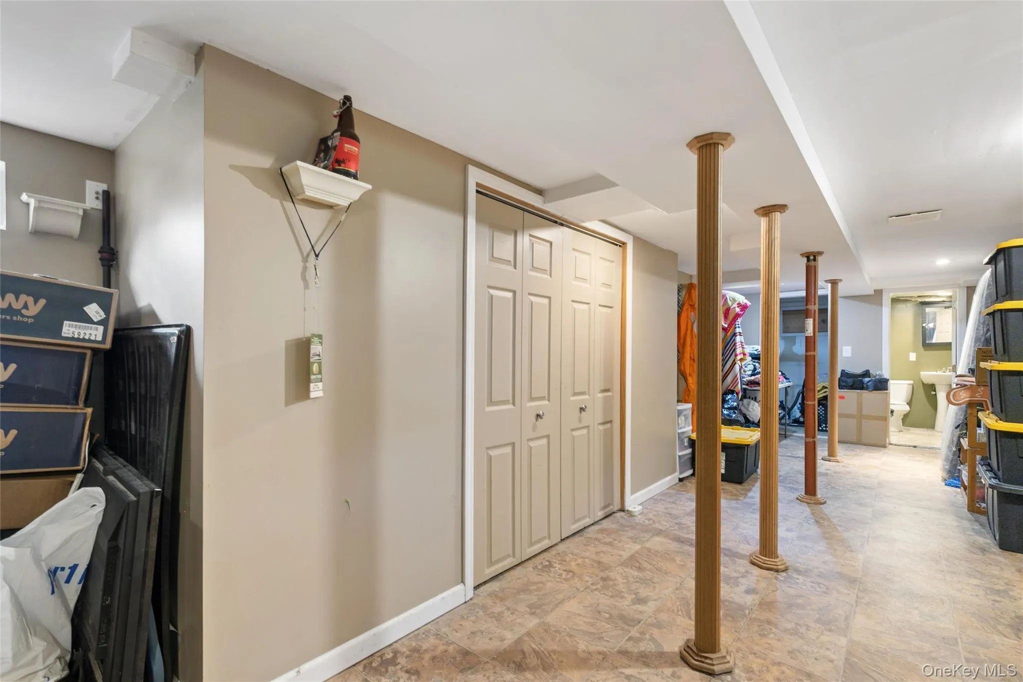350 Greene Avenue, Babylon, NY, 2 Bedrooms Bedrooms, 5 Rooms Rooms,2 BathroomsBathrooms,Residential,For Rent,Greene,0,1007221 350 Greene Avenue, Babylon, NY, 2 Bedrooms Bedrooms, 5 Rooms Rooms,2 BathroomsBathrooms,Residential,For Rent,Greene,0,1007221