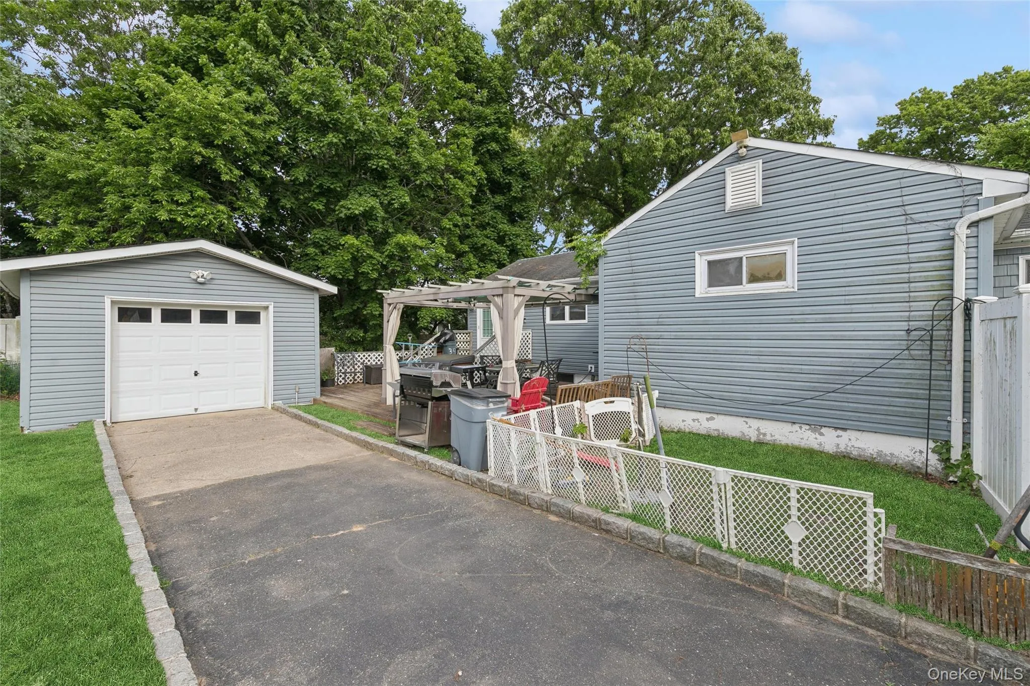 350 Greene Avenue, Babylon, NY, 2 Bedrooms Bedrooms, 5 Rooms Rooms,2 BathroomsBathrooms,Residential,For Rent,Greene,0,1007221 350 Greene Avenue, Babylon, NY, 2 Bedrooms Bedrooms, 5 Rooms Rooms,2 BathroomsBathrooms,Residential,For Rent,Greene,0,1007221