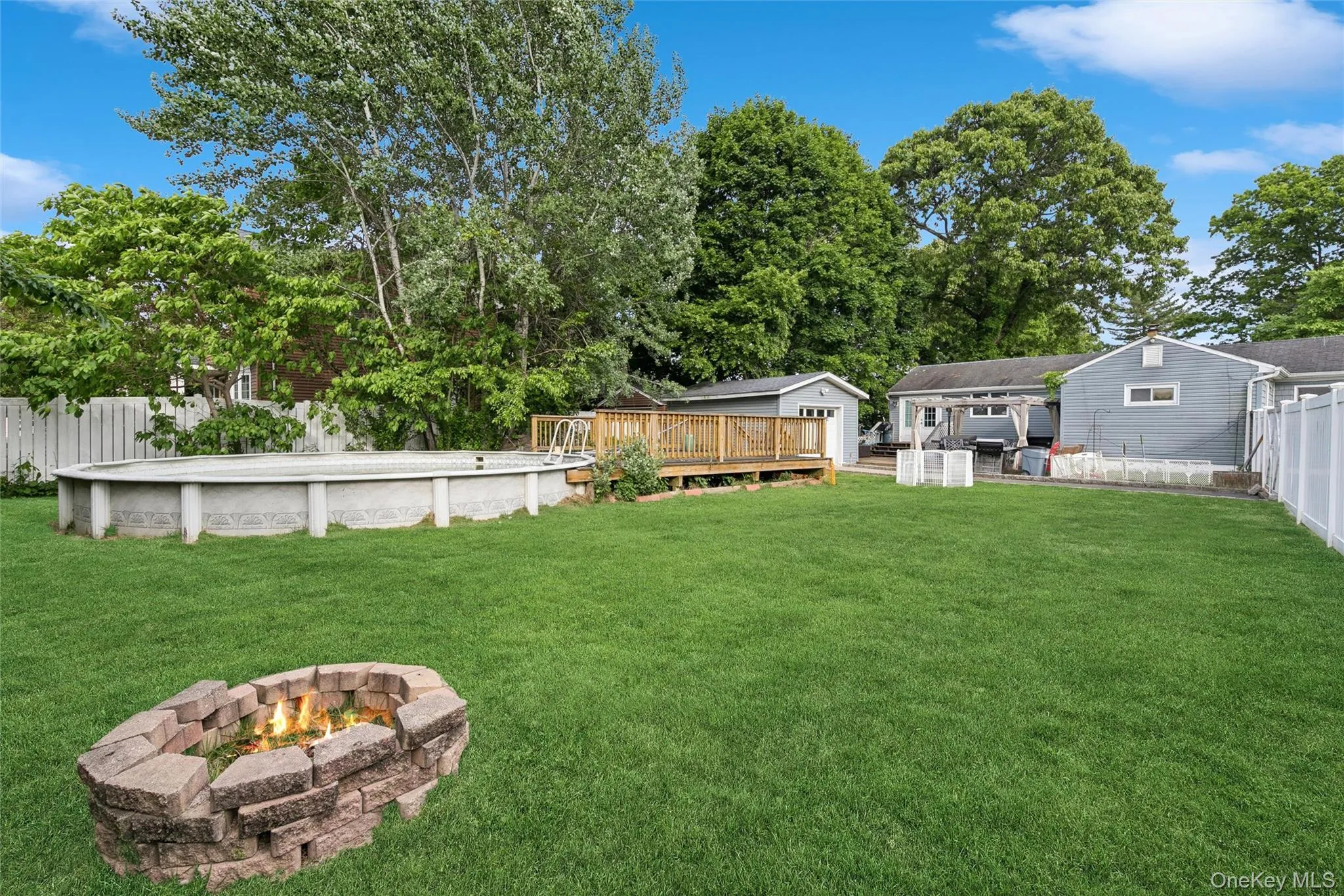 350 Greene Avenue, Babylon, NY, 2 Bedrooms Bedrooms, 5 Rooms Rooms,2 BathroomsBathrooms,Residential,For Rent,Greene,0,1007221 350 Greene Avenue, Babylon, NY, 2 Bedrooms Bedrooms, 5 Rooms Rooms,2 BathroomsBathrooms,Residential,For Rent,Greene,0,1007221